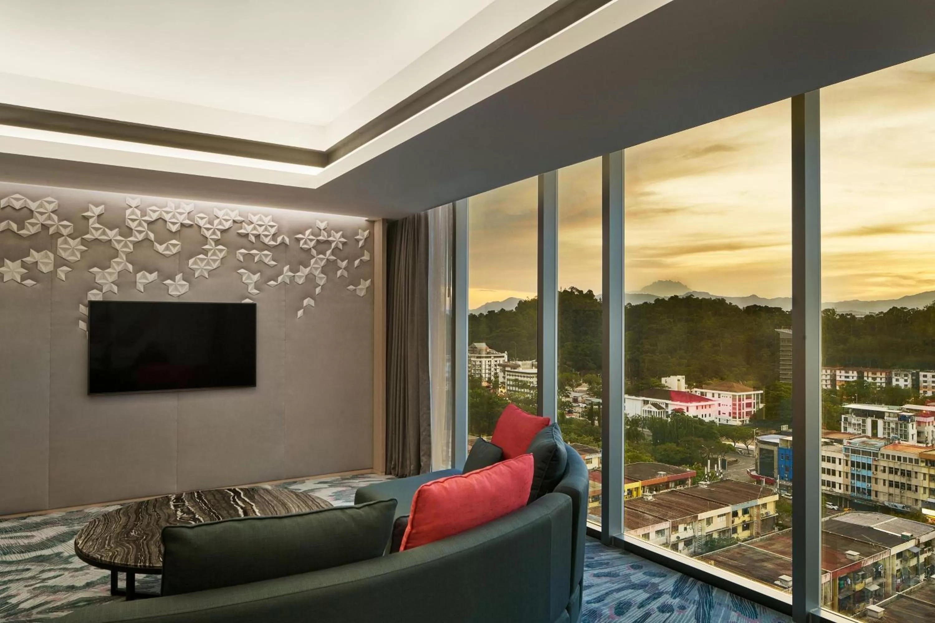 Bedroom in Le Meridien Kota Kinabalu