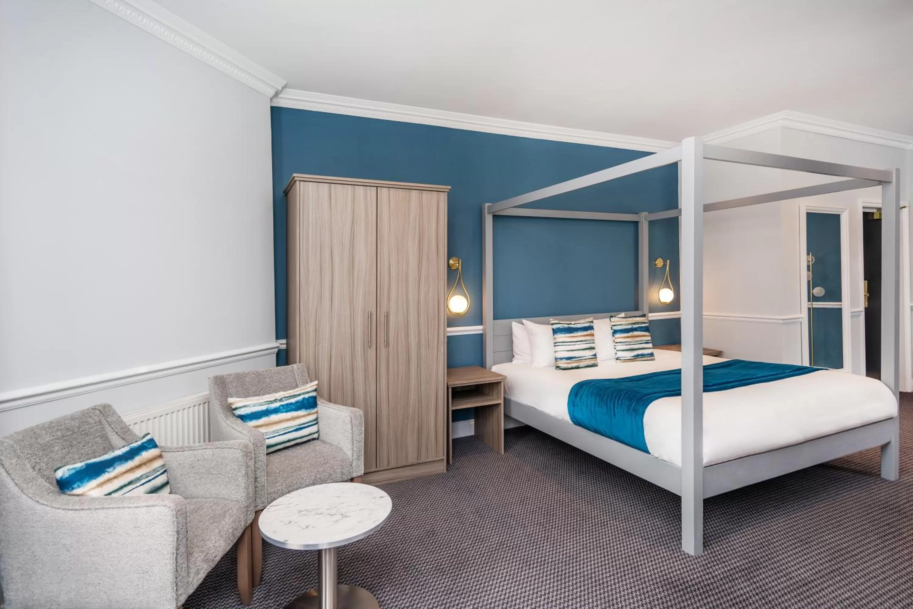 Bed in Bromley Court Hotel London