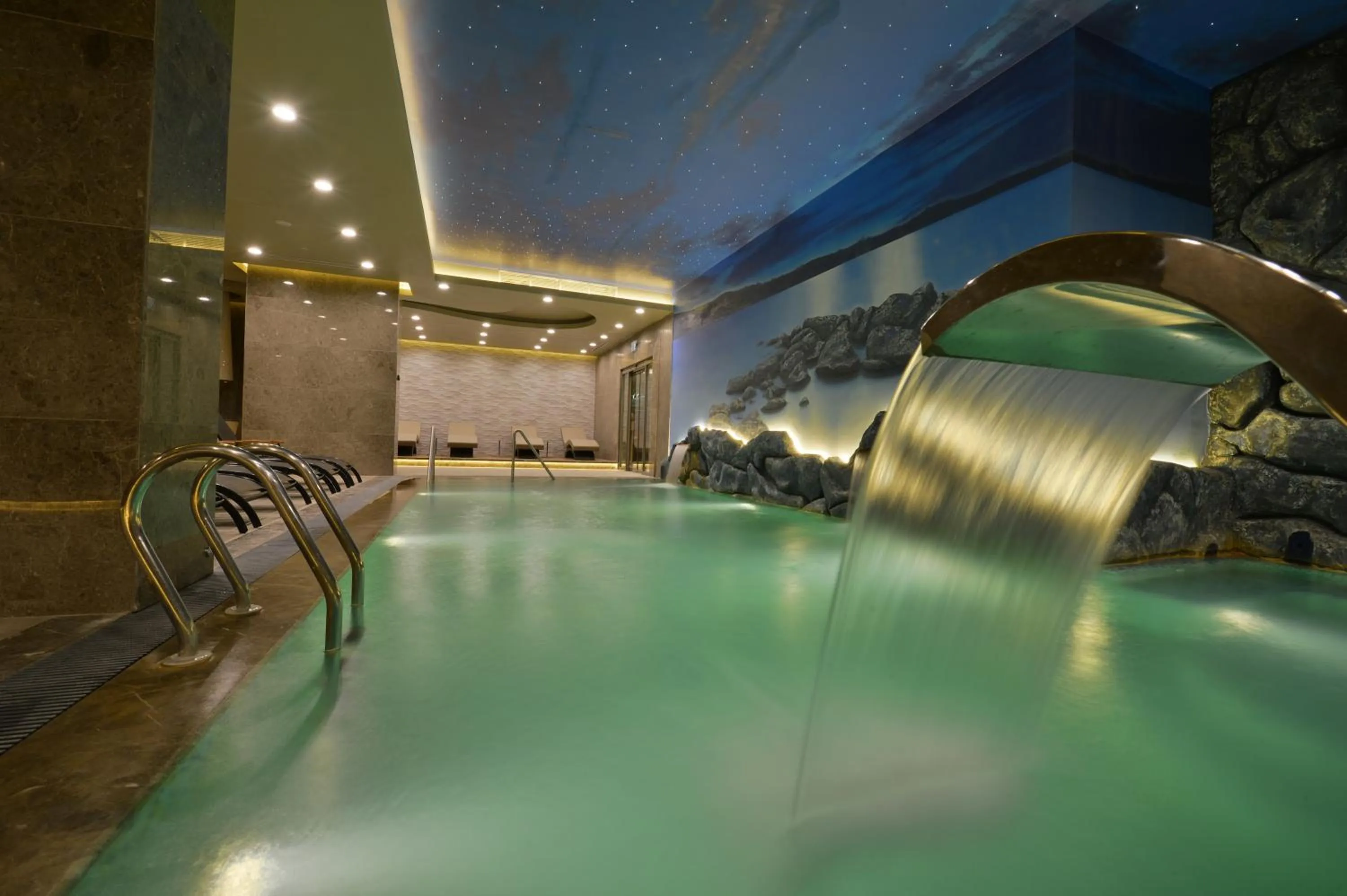 Hot Spring Bath in Marigold Thermal & Spa Hotel Bursa