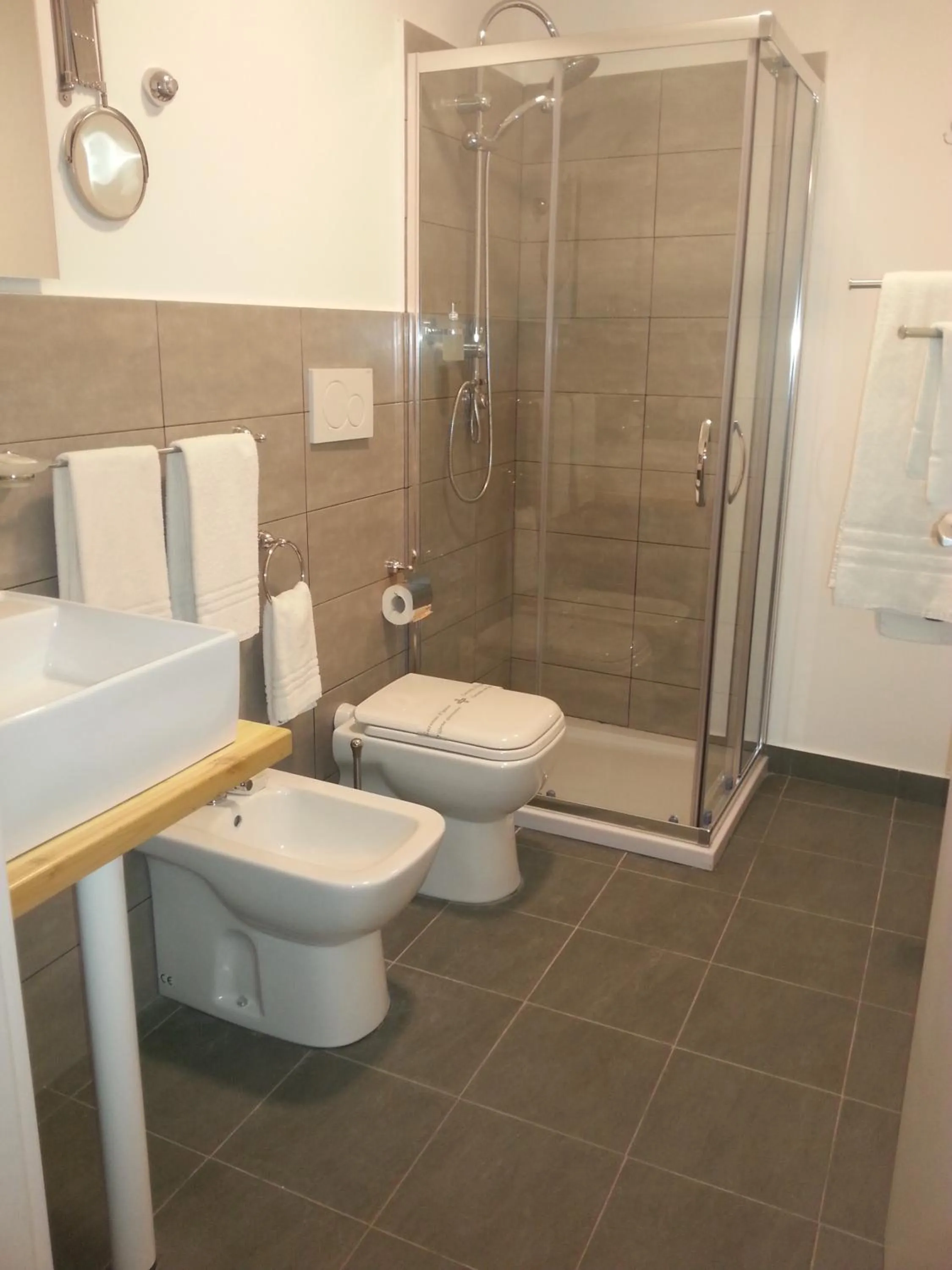 Shower in Umberto House Catania