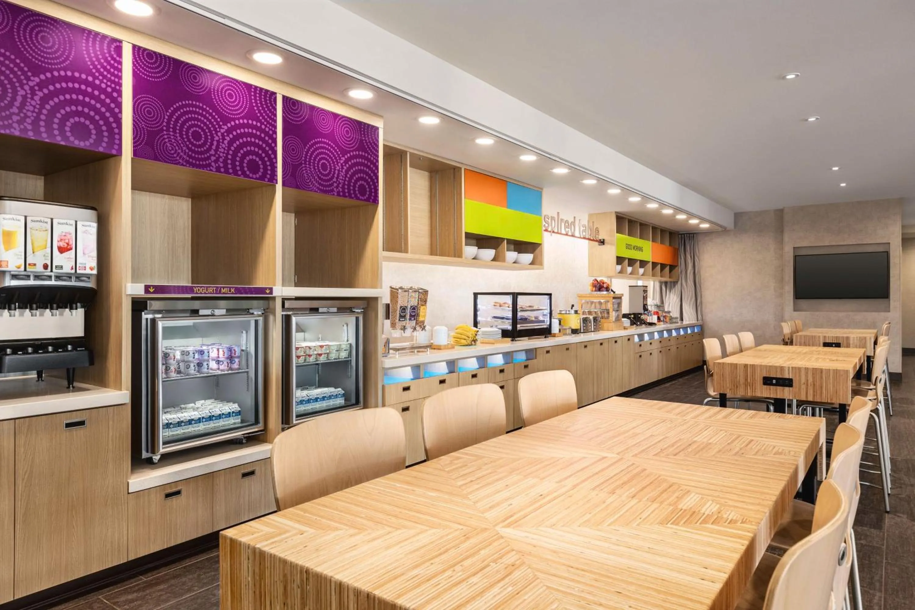 Breakfast in Home2 Suites By Hilton Leesburg, Va