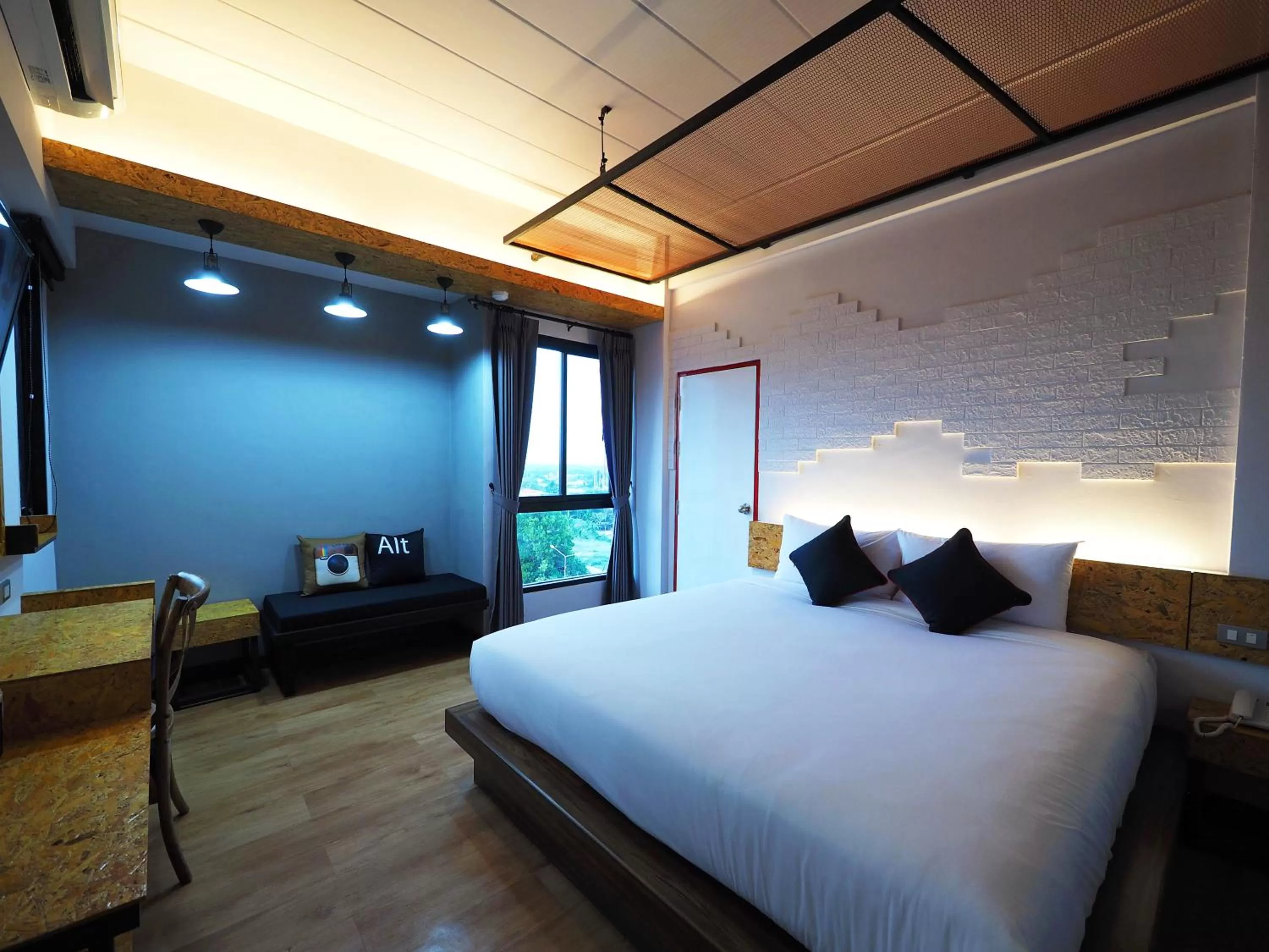 Bed in Ps Sriphu Hotel