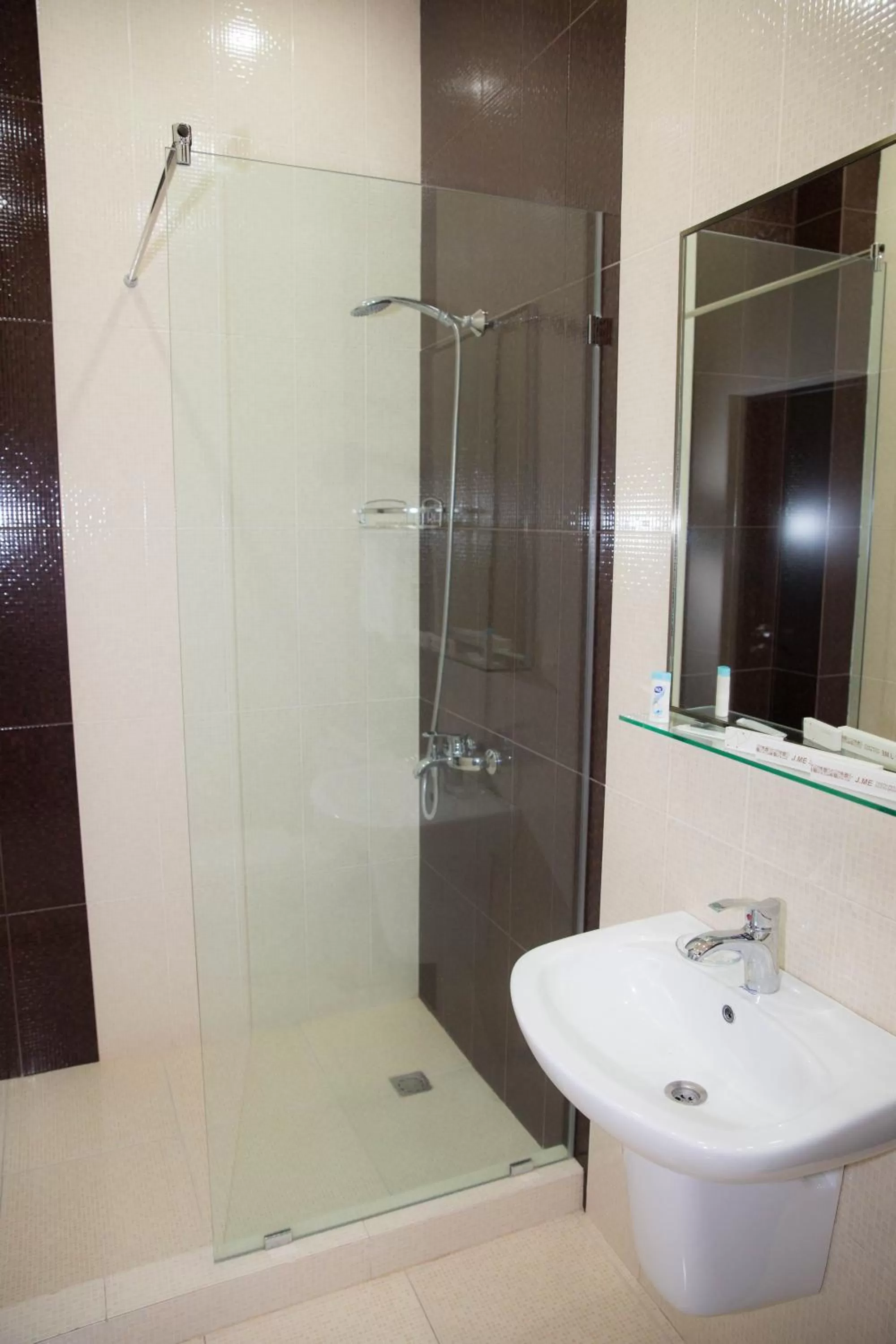 Bathroom in Eridana Hotel