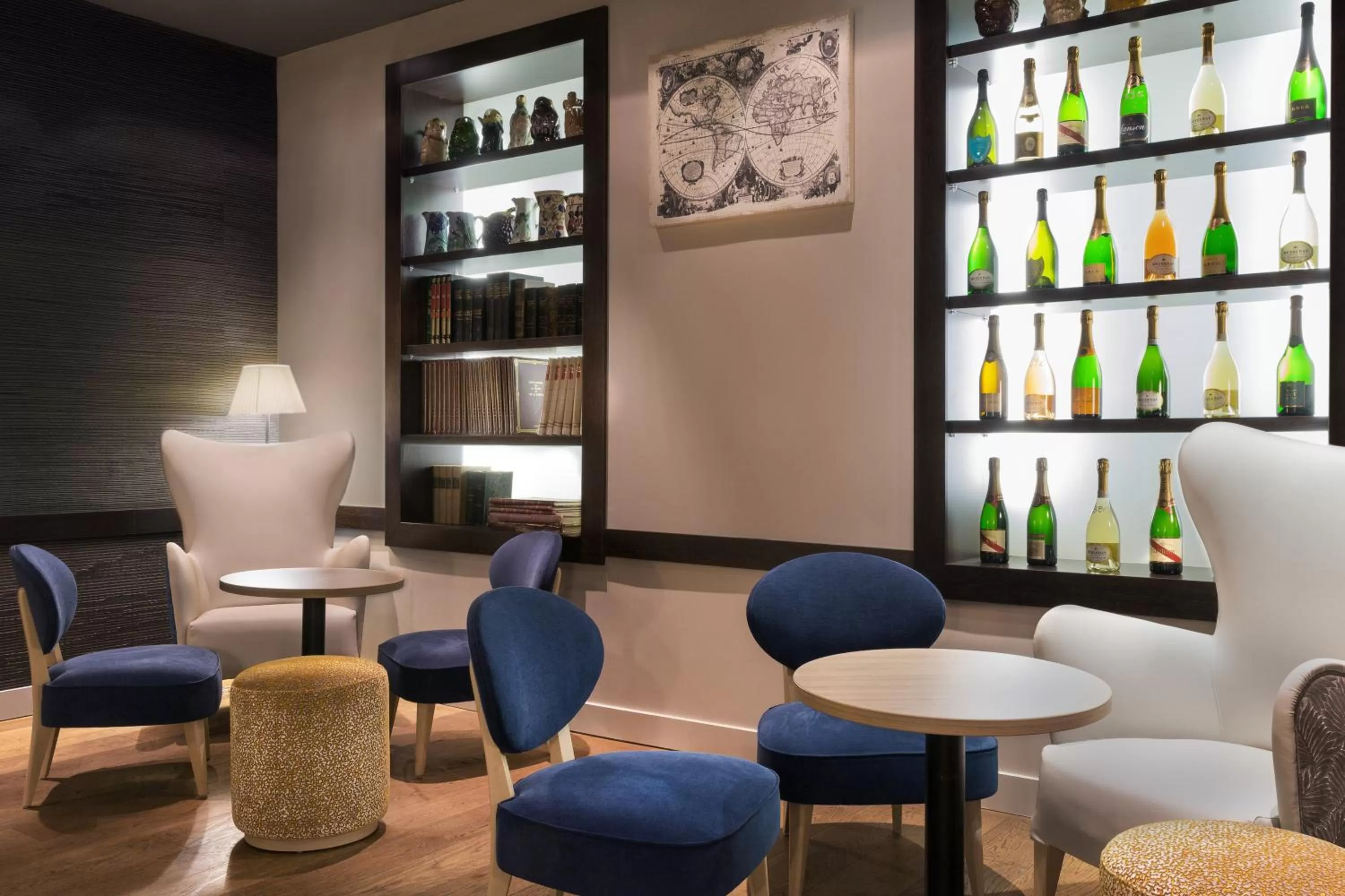 Lounge or bar in Abbaye des Capucins Spa & Resort