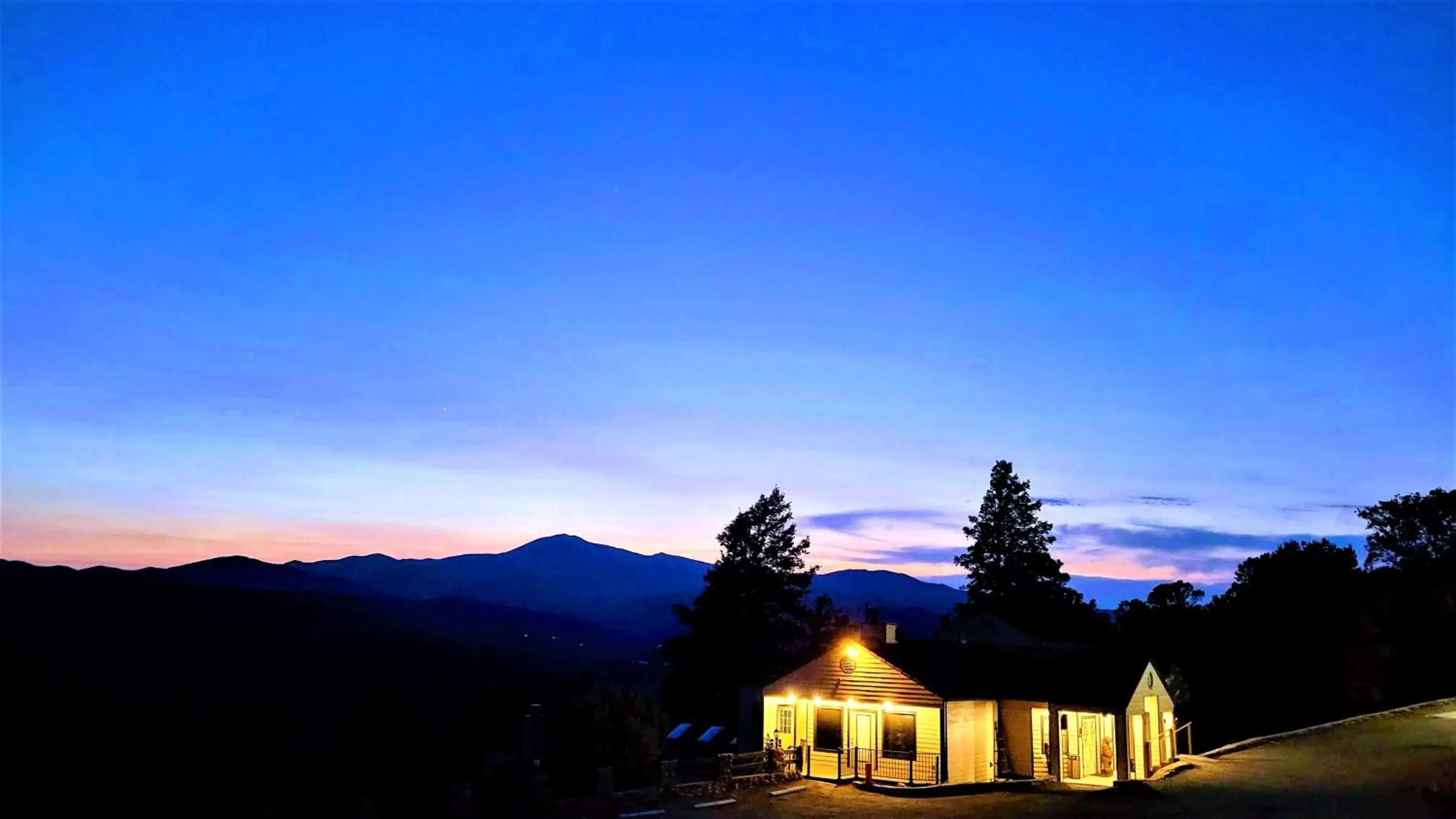 Property building in High Sierra Condominiums