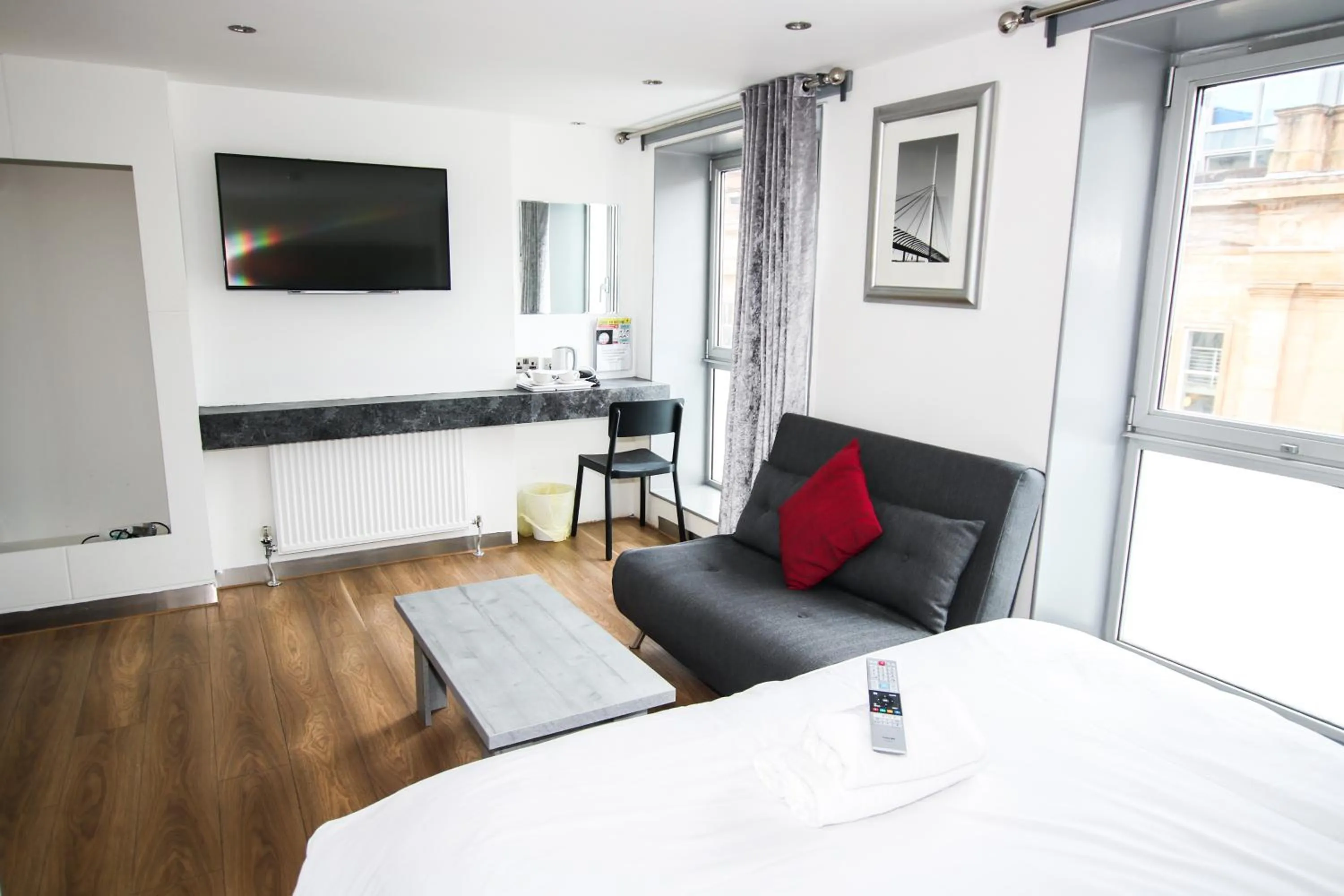 Brunswick Merchant City Hotel