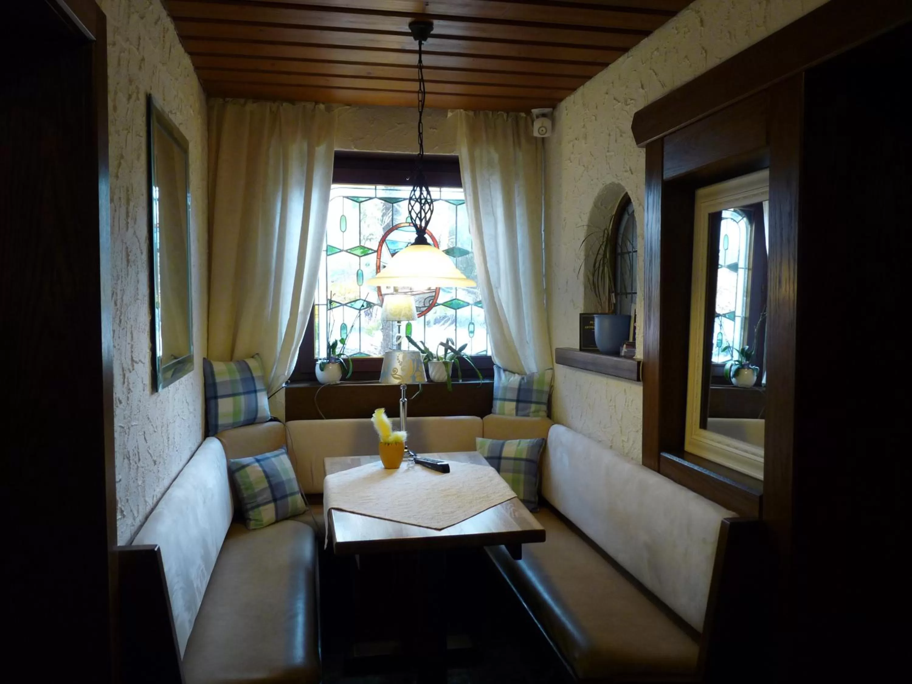 Restaurant/places to eat in Hotel Geissler