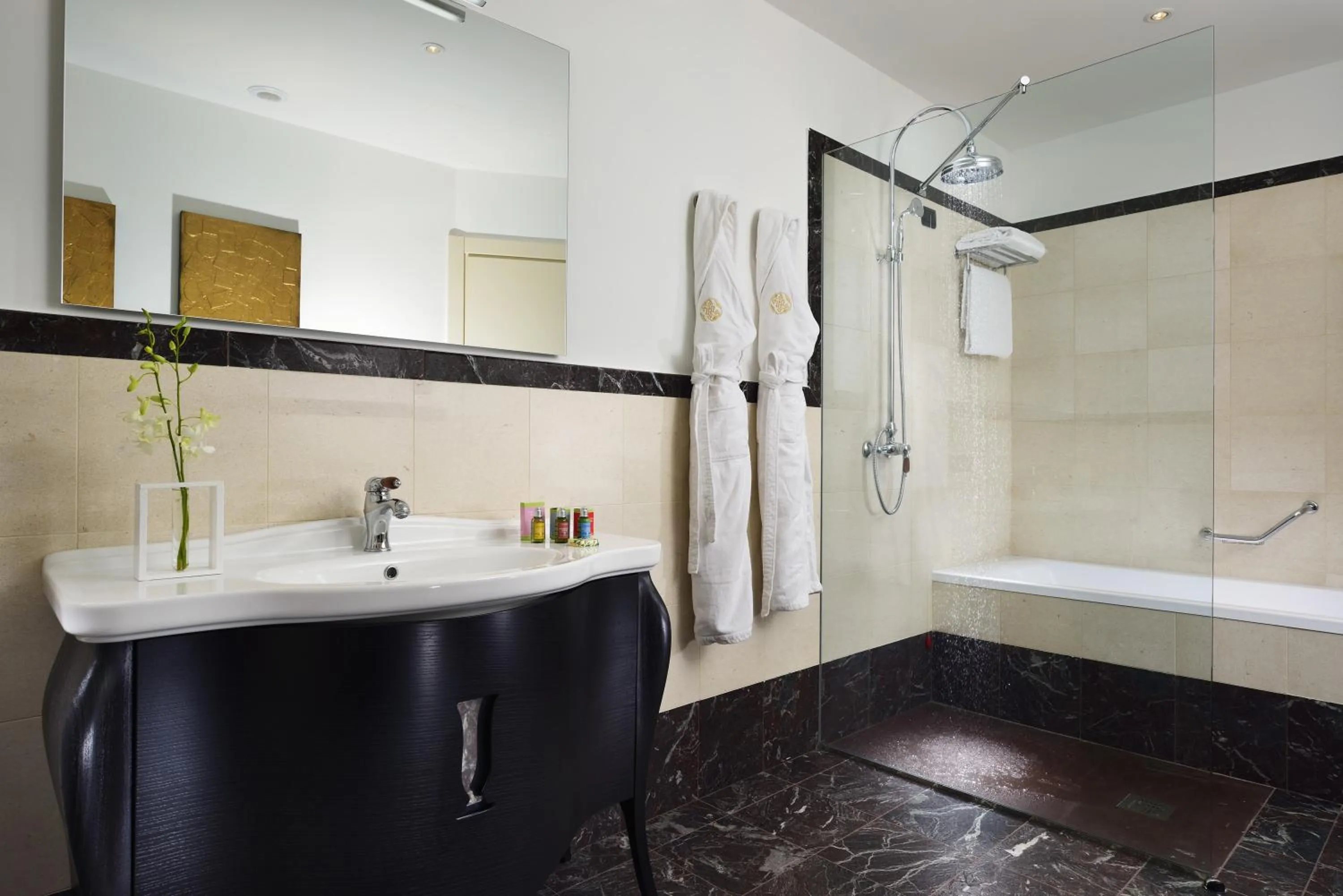 Superior Single Room - single occupancy in Castello Dal Pozzo Resort Lago Maggiore - Preferred Hotels & Resorts