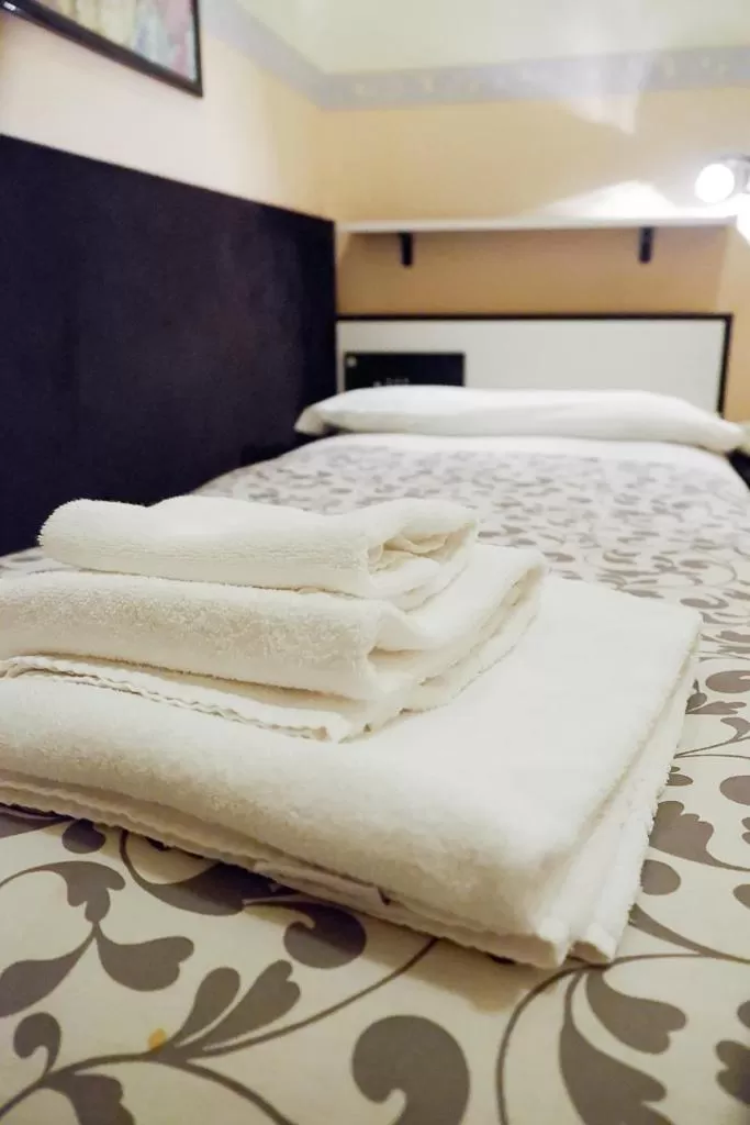 Bedroom, Bed in Hotel Letizia