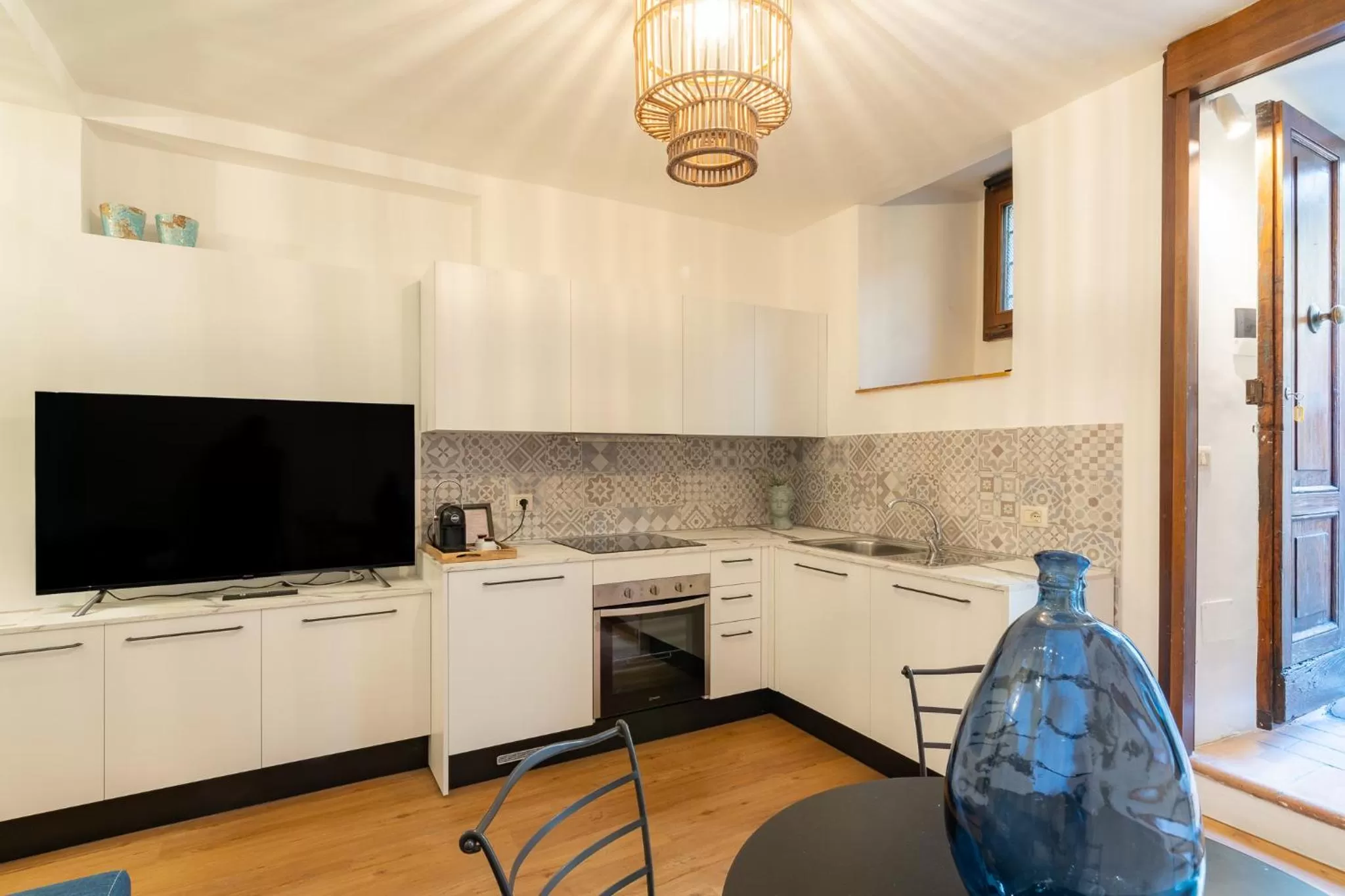 TV and multimedia in Aurora Boutique Hotel & Private SPA