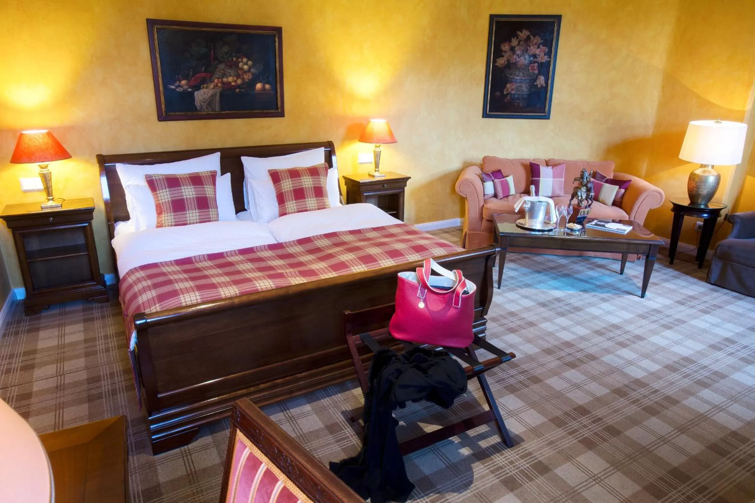 Bedroom, Bed in Schlosshotel Hugenpoet