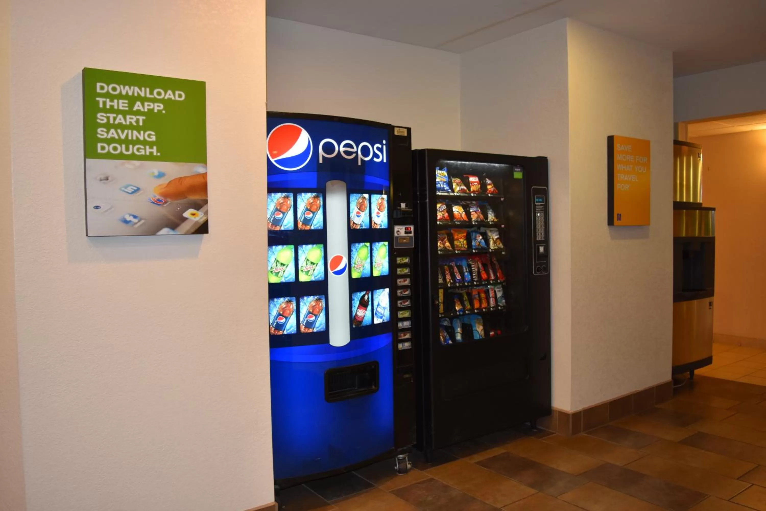 Food and drinks in Motel 6-Anderson, IN