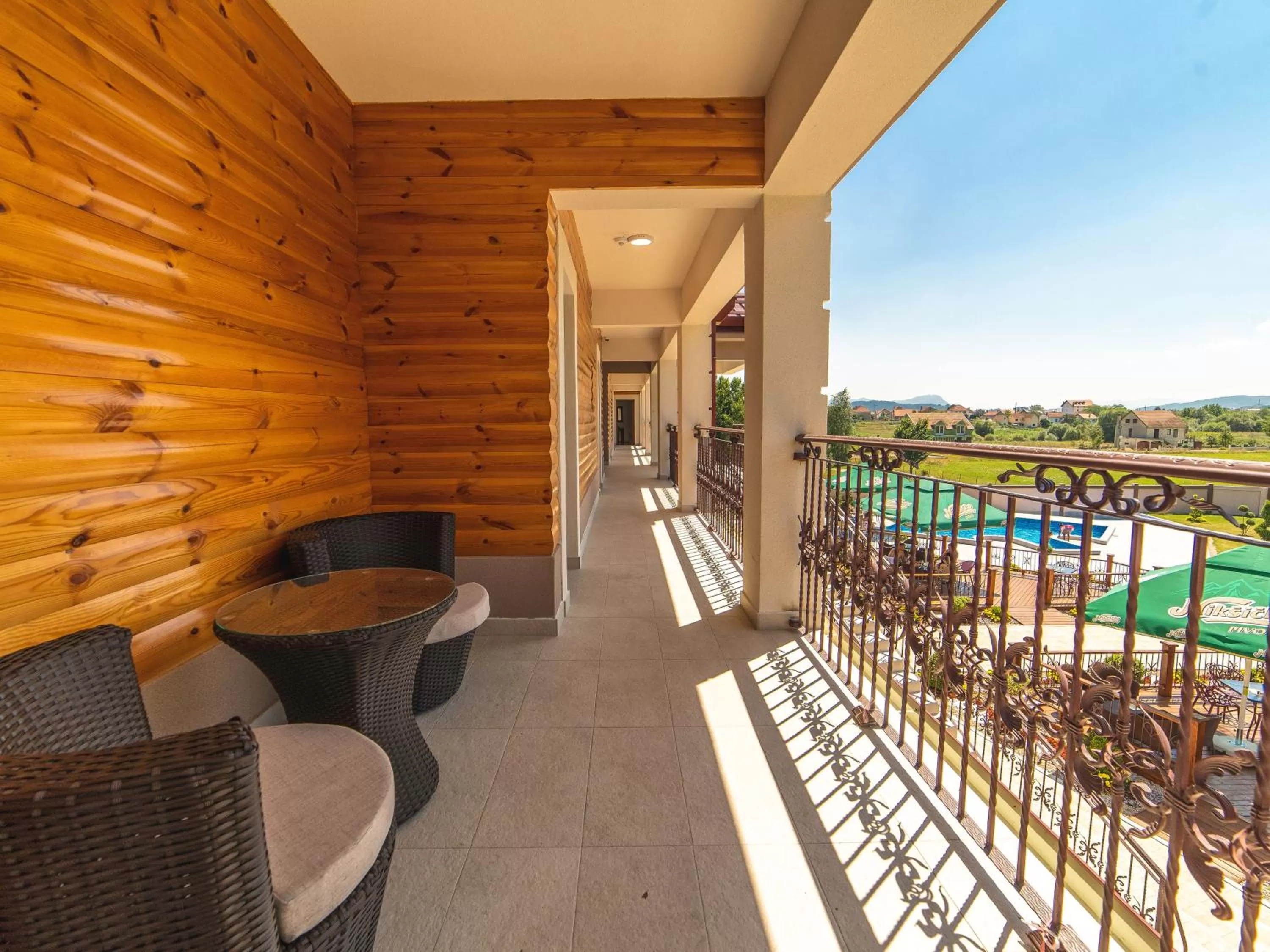 Patio in Hotel Royal Garden