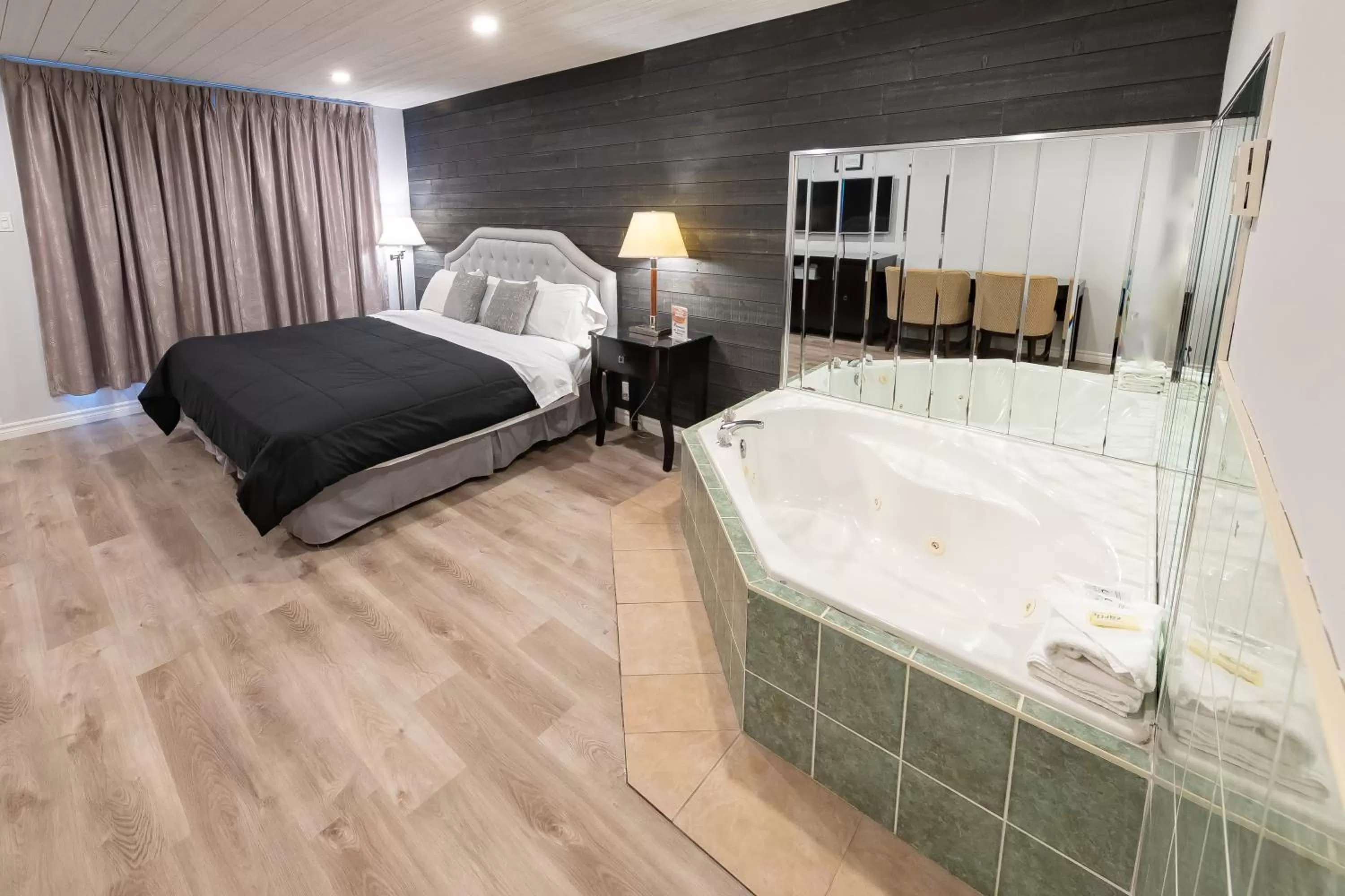 Spa and wellness centre/facilities, Bed in Choice Inn by the falls