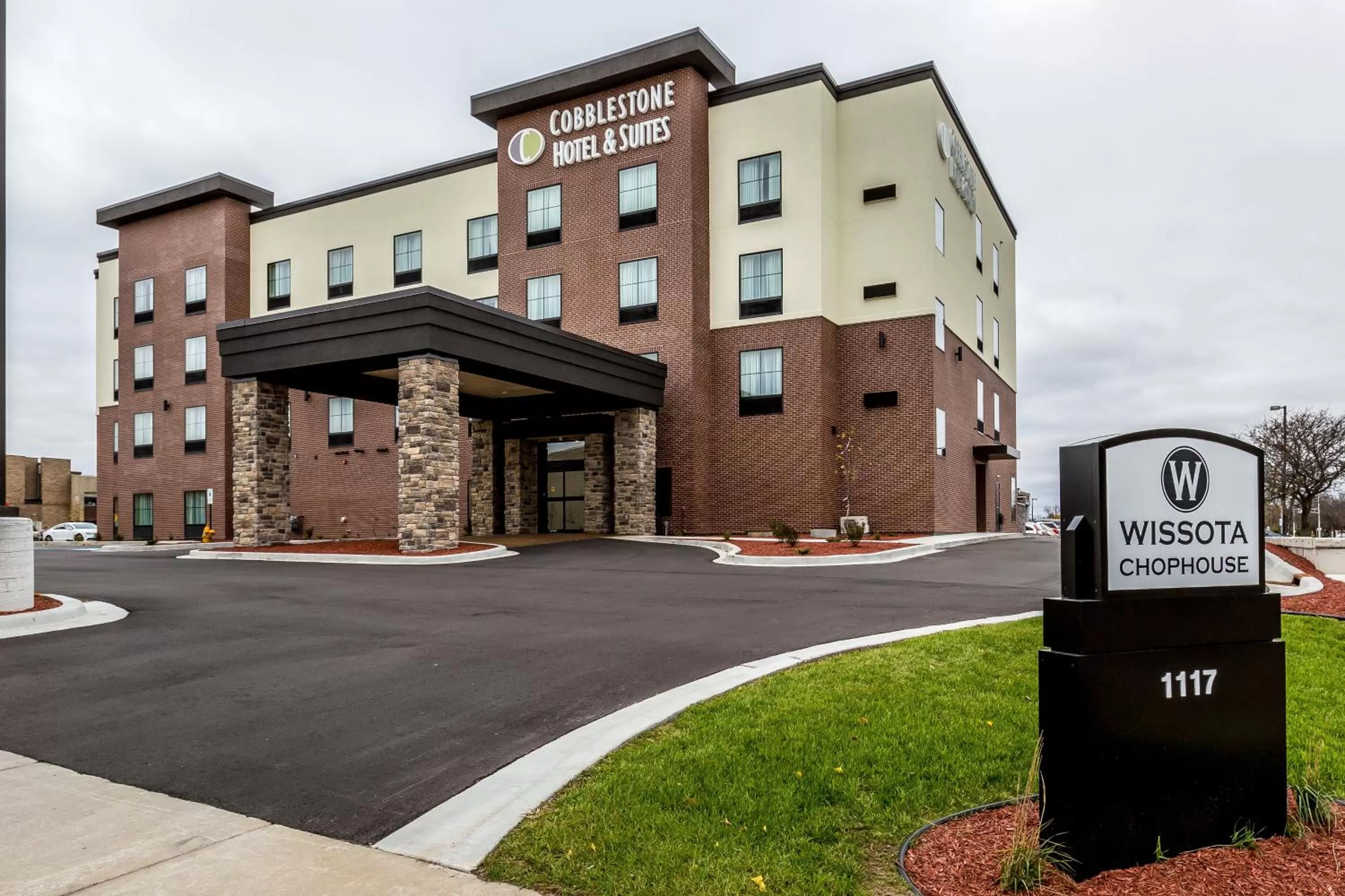 Property building in Cobblestone Hotel & Suites - Stevens Point