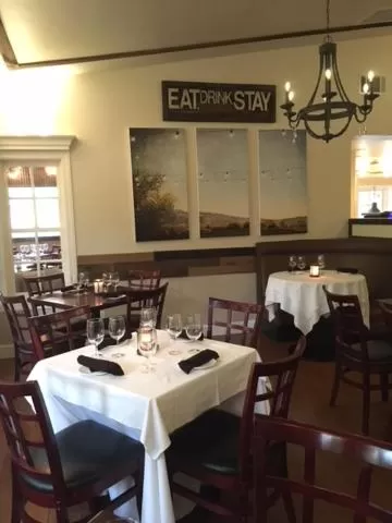 Glen Ellen Inn Secret Cottages