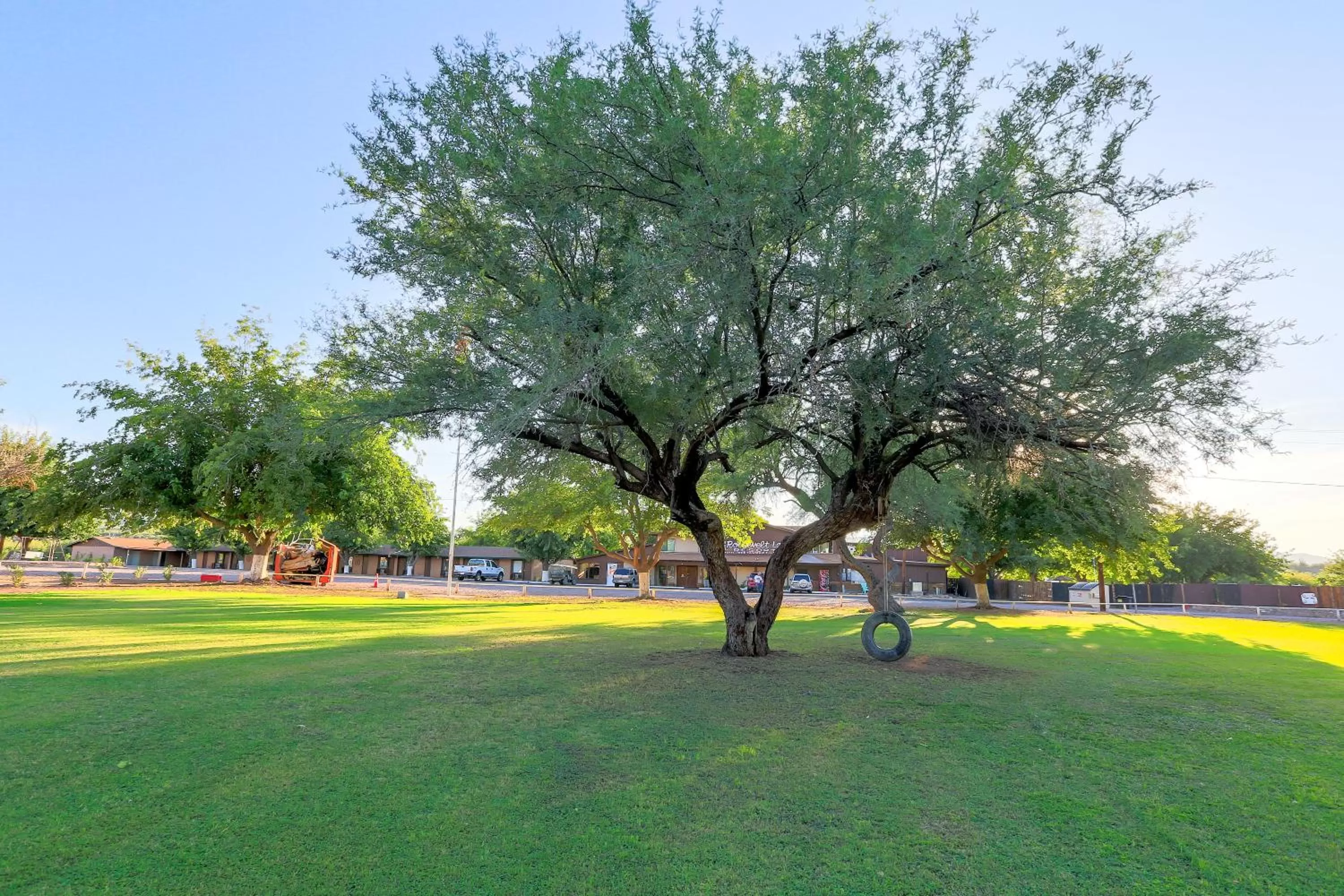 Property building, Garden in Roosevelt Resort Park
