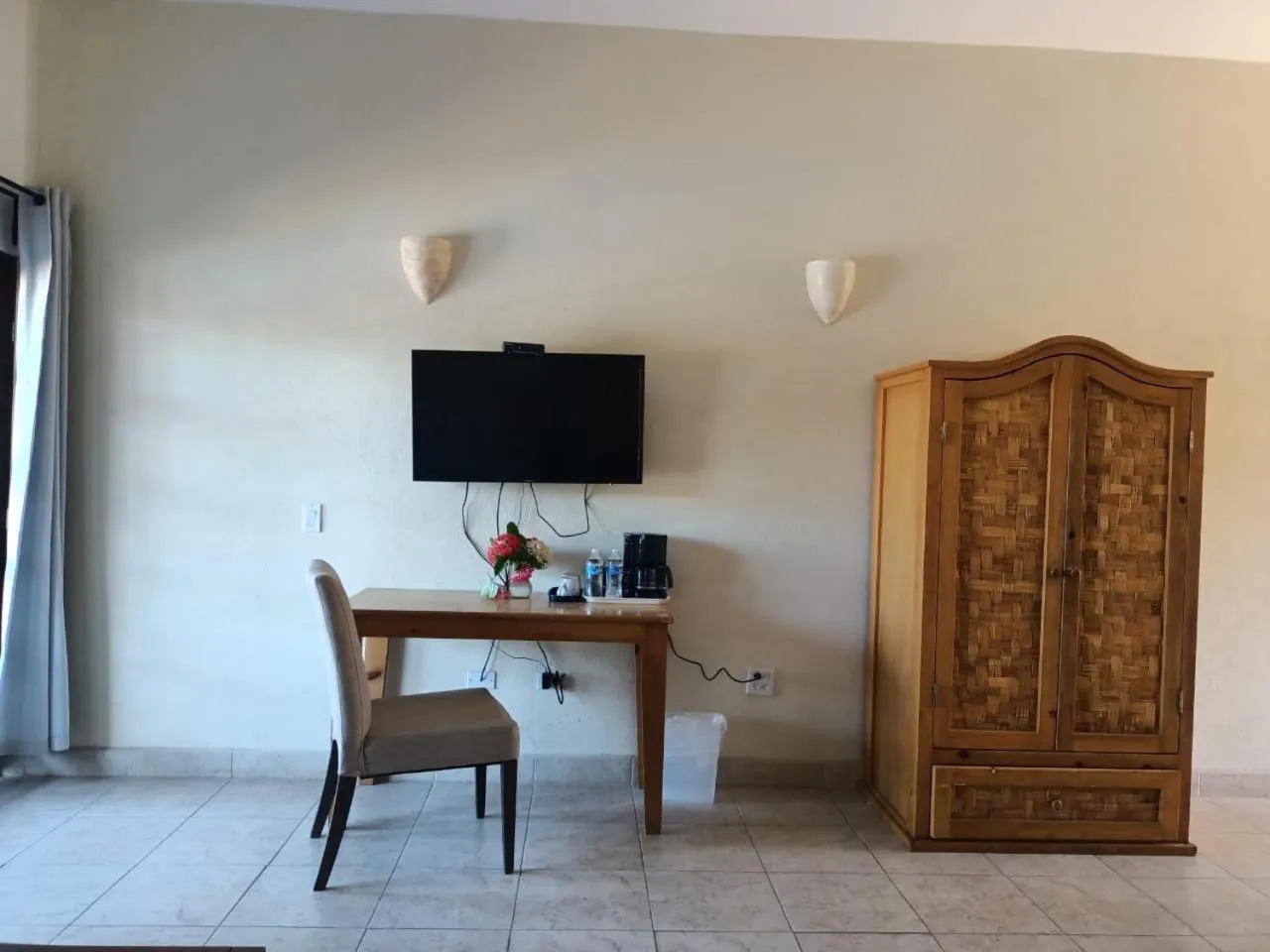 TV and multimedia in Tripui Hotel