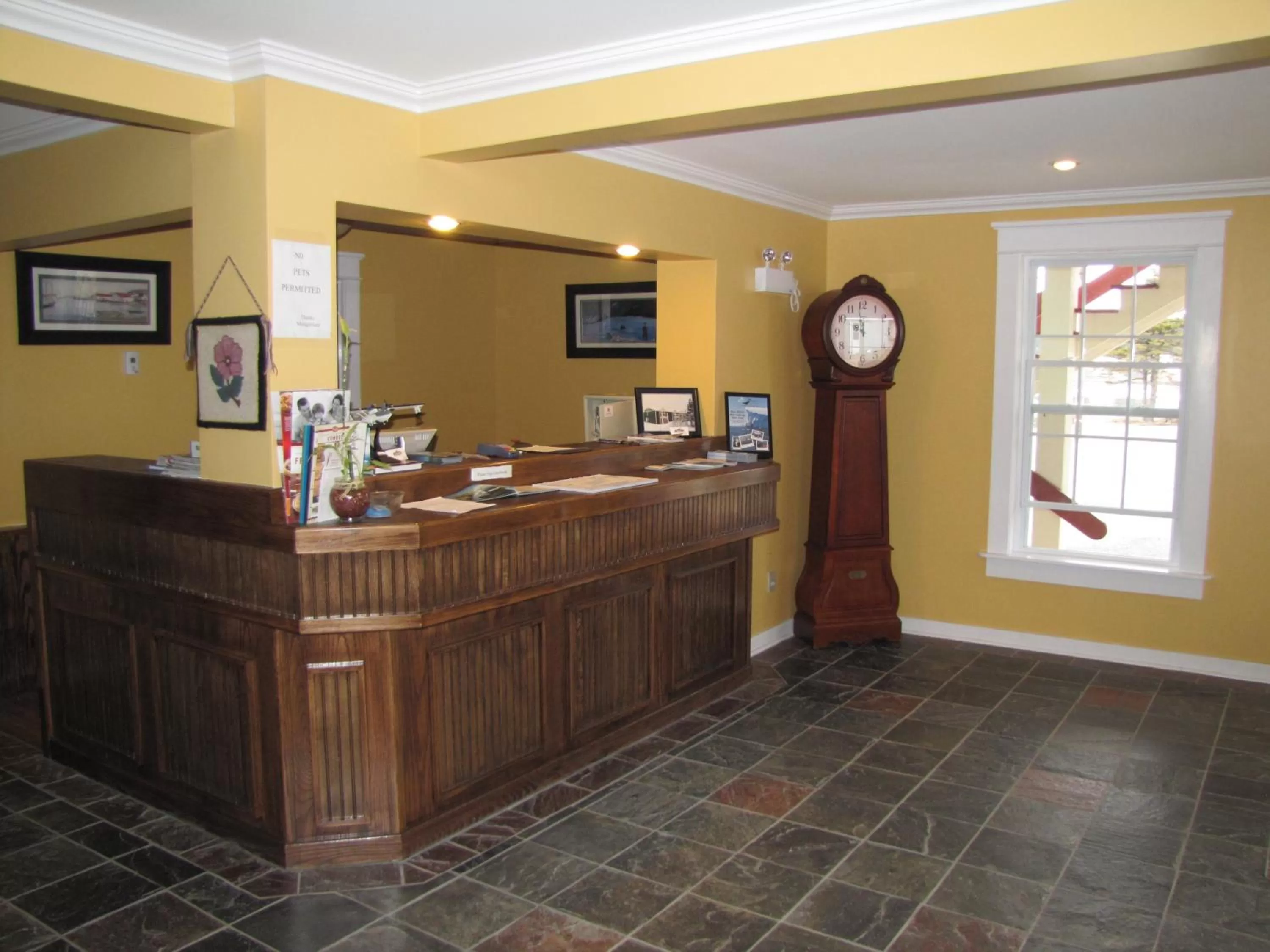 Lobby or reception in Grenfell Heritage Hotel & Suites