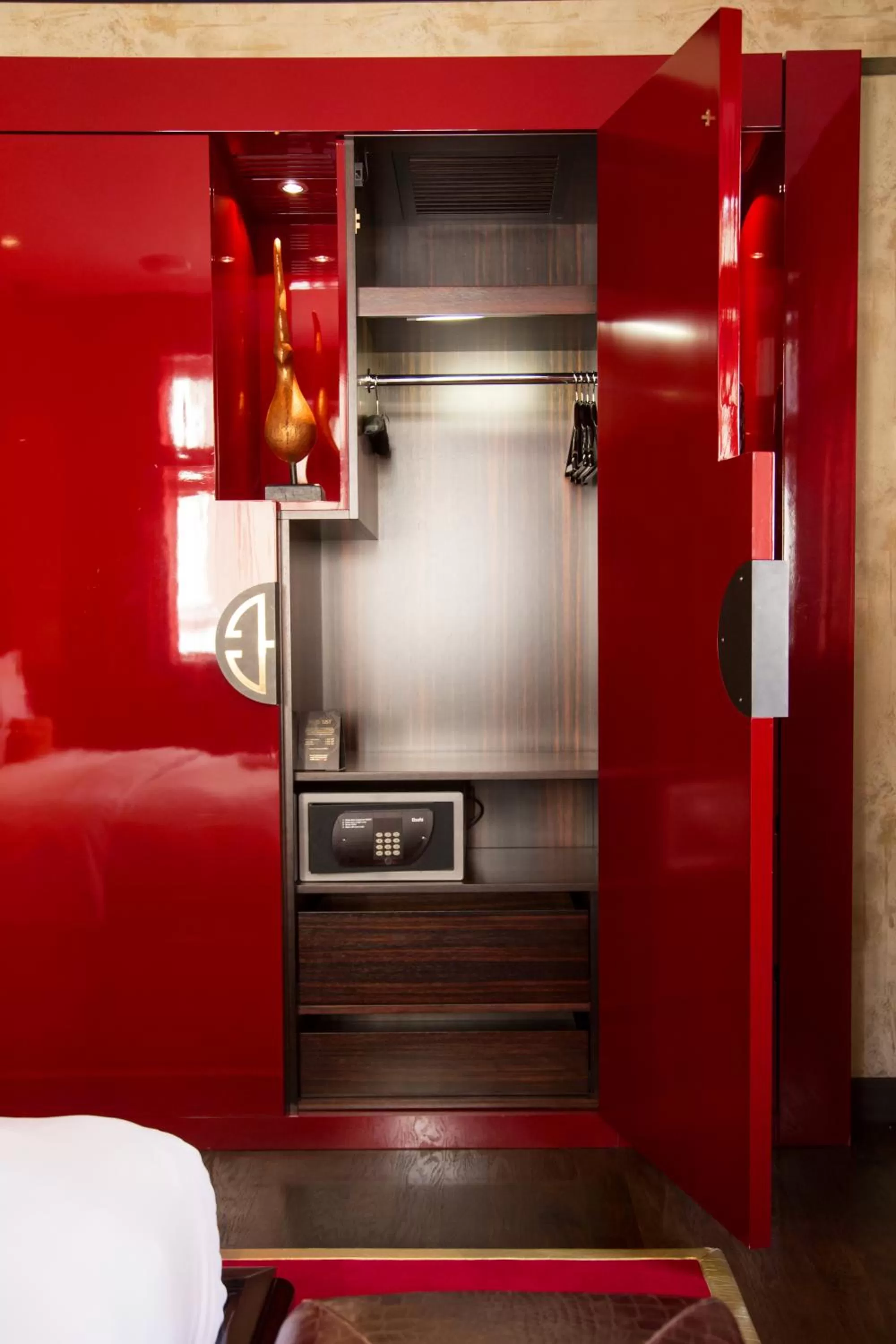 Area and facilities in Buddha-Bar Hotel Prague