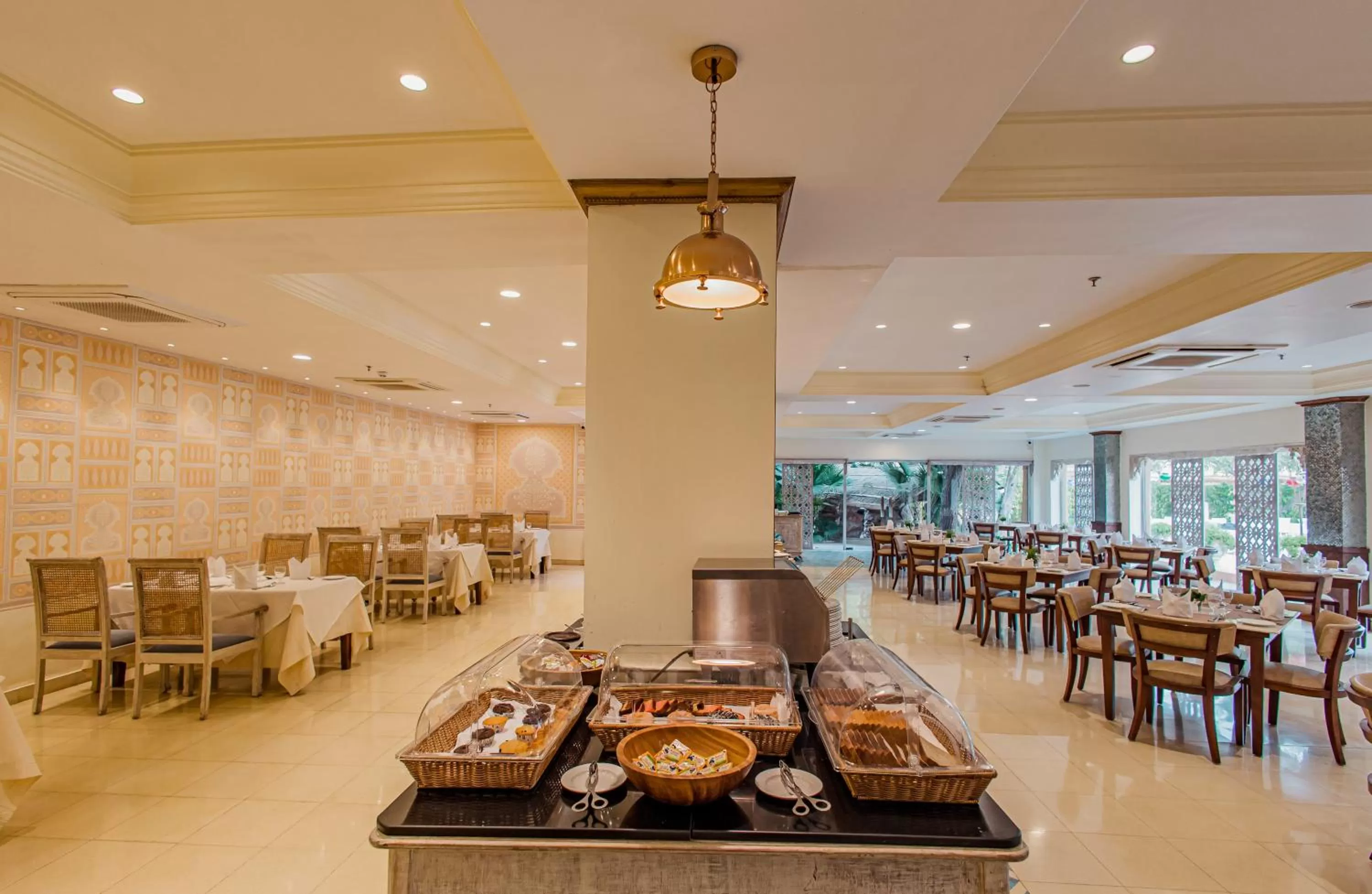 Restaurant/places to eat in Ajit Bhawan - A Palace Resort