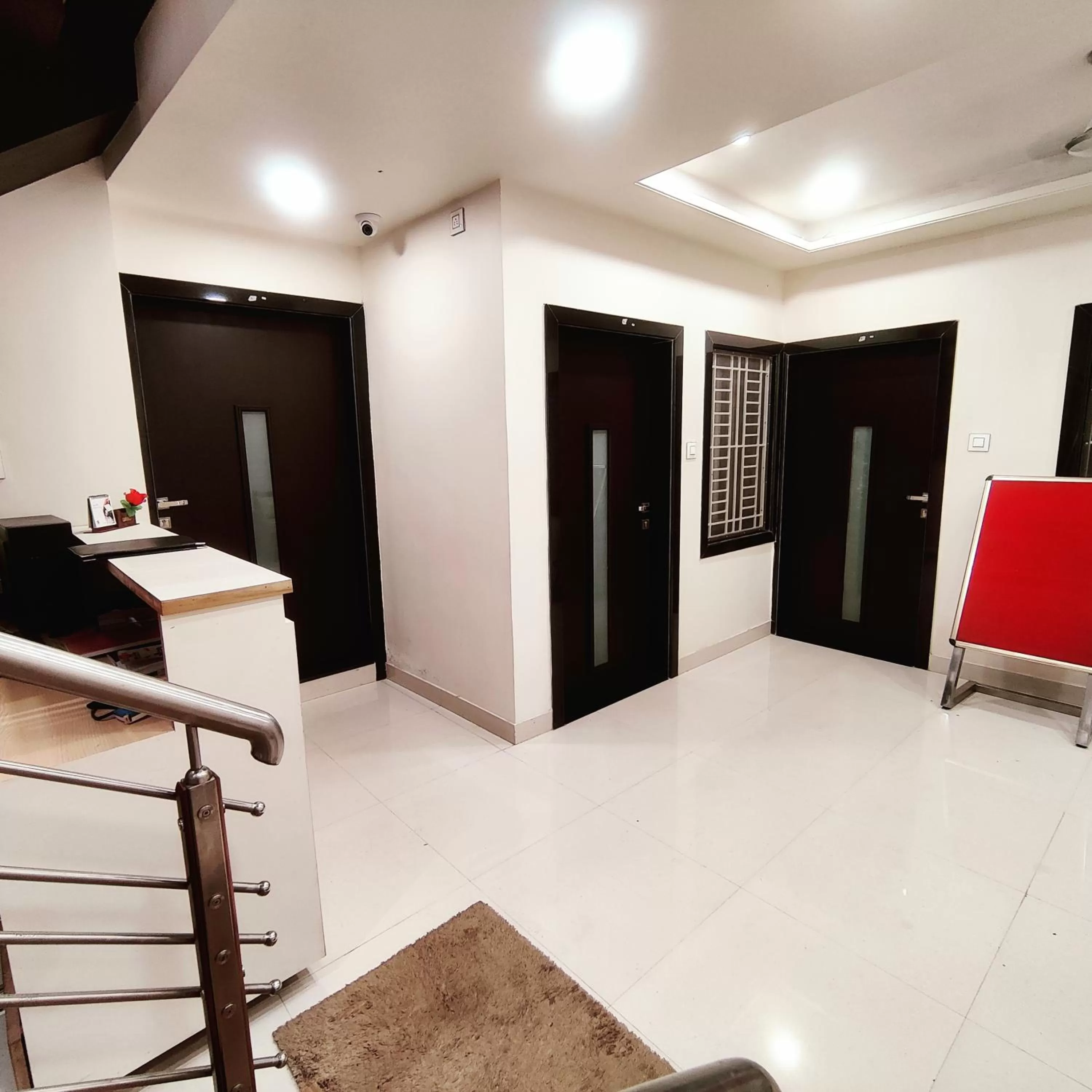 Seating area in Abu Inn, Mount Abu - The Luxury Boutique Stay