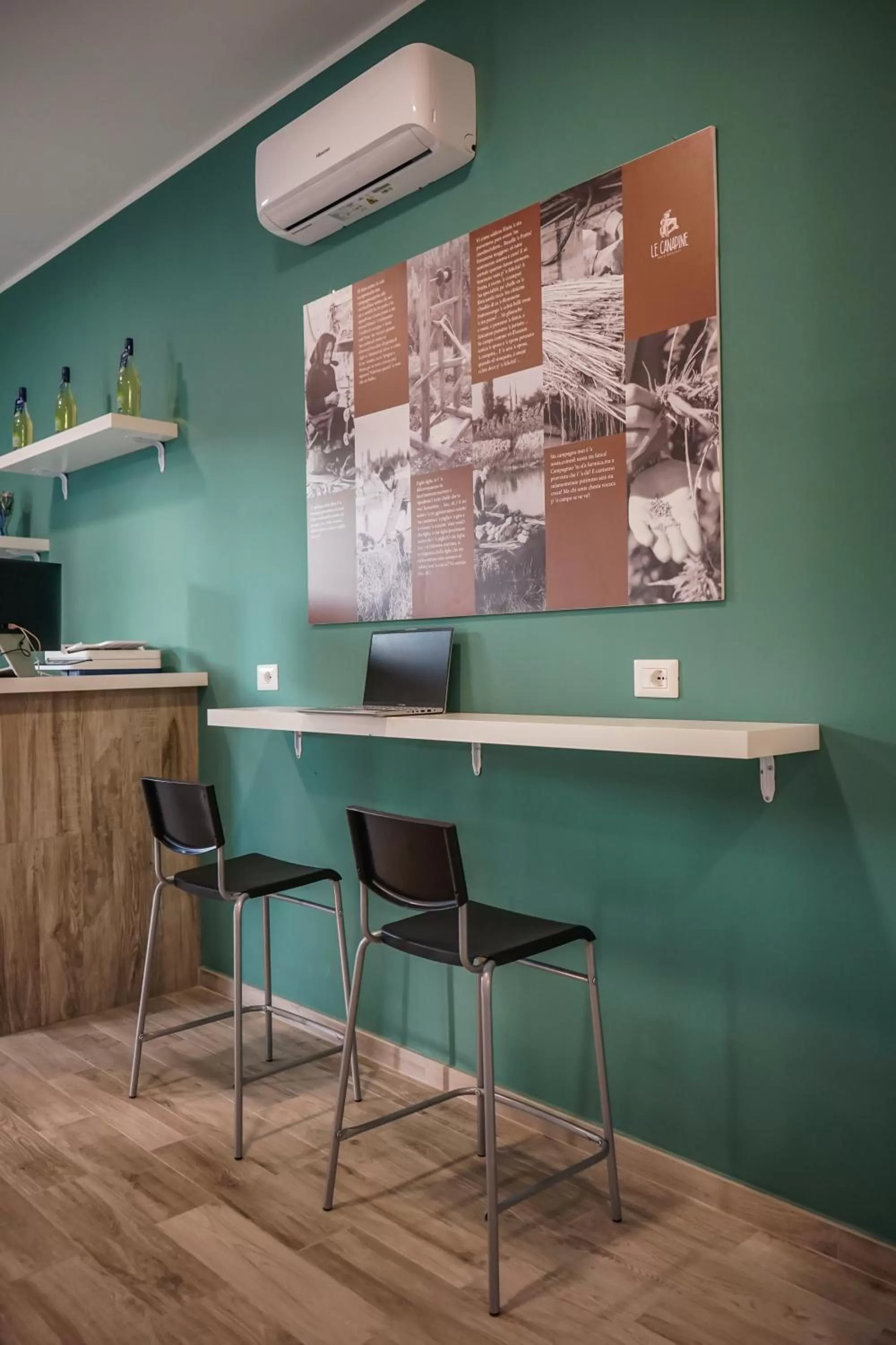 TV/Entertainment Center in B&B Le Canapine