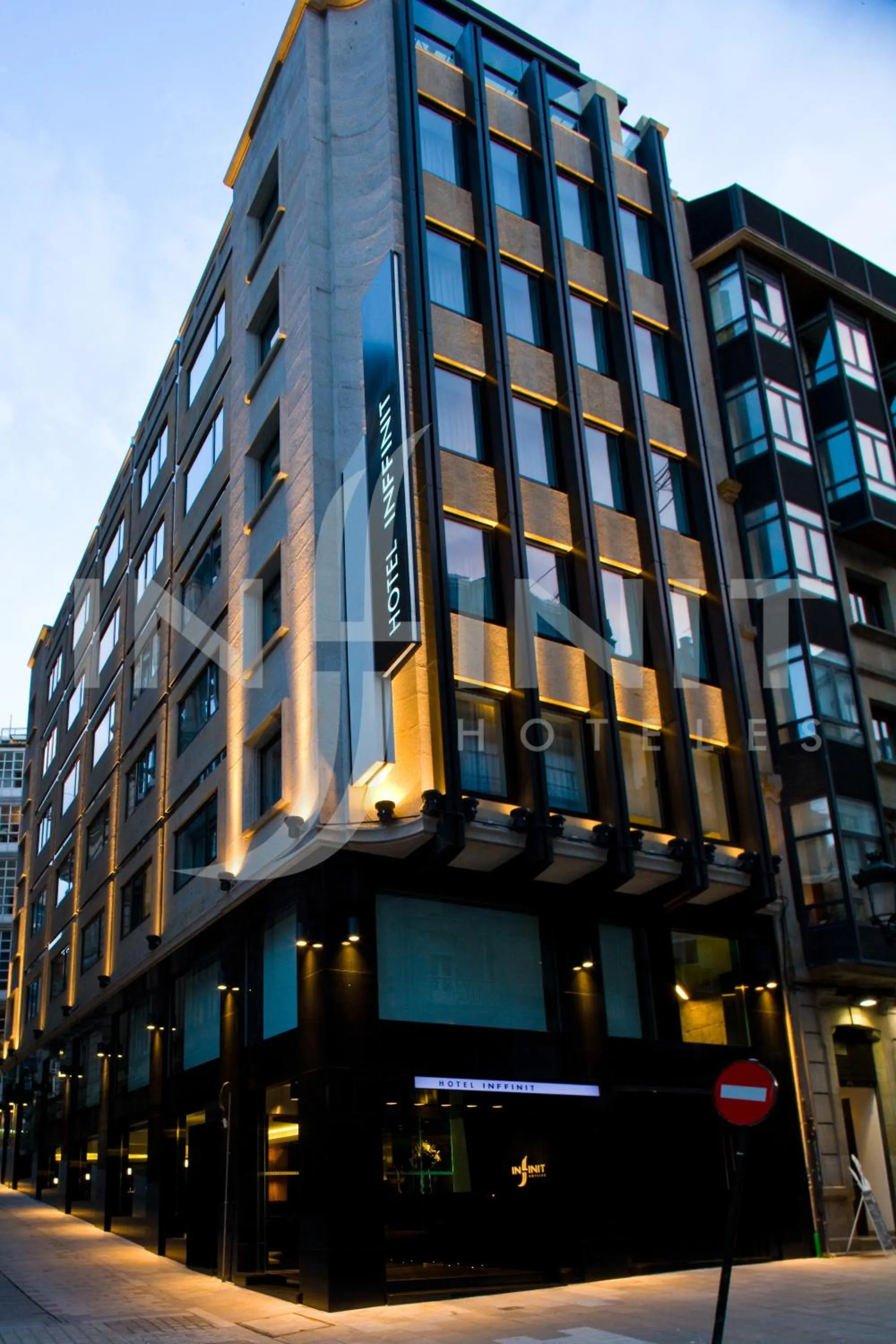 Facade/entrance in Hotel Inffinit