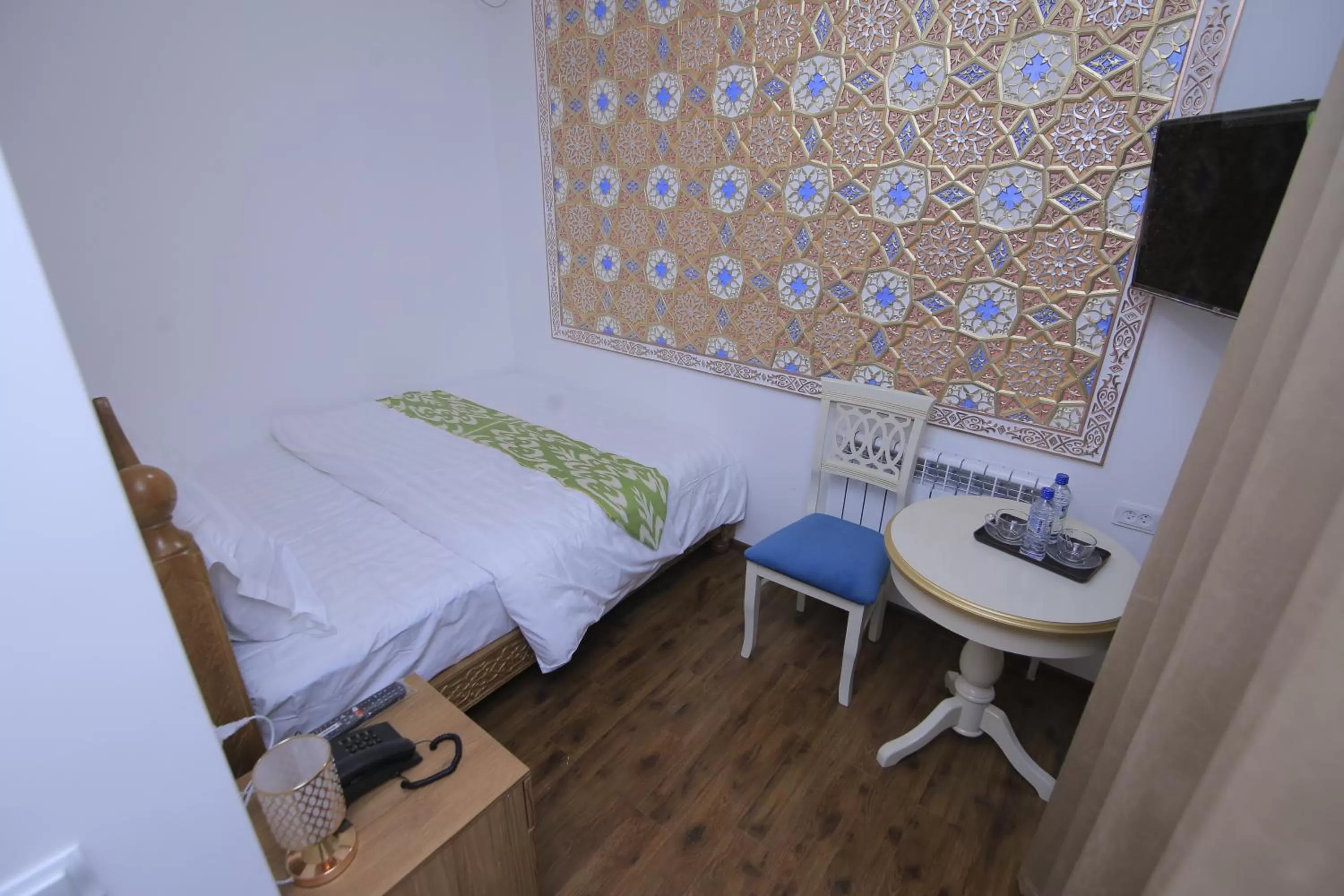 TV and multimedia, Bed in Xadijam Hotel