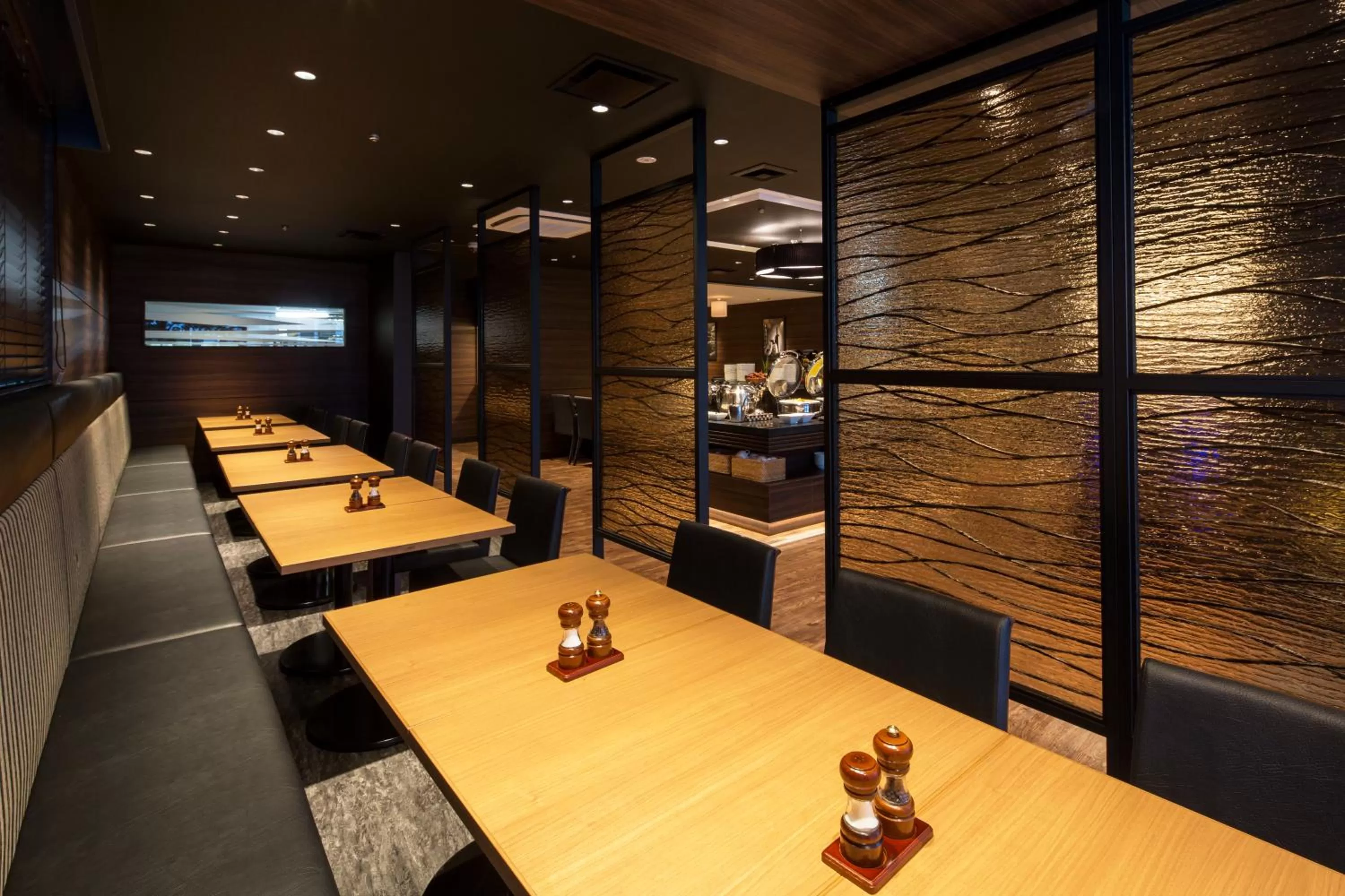 Restaurant/places to eat in HOTEL MYSTAYS Shin Osaka Conference Center