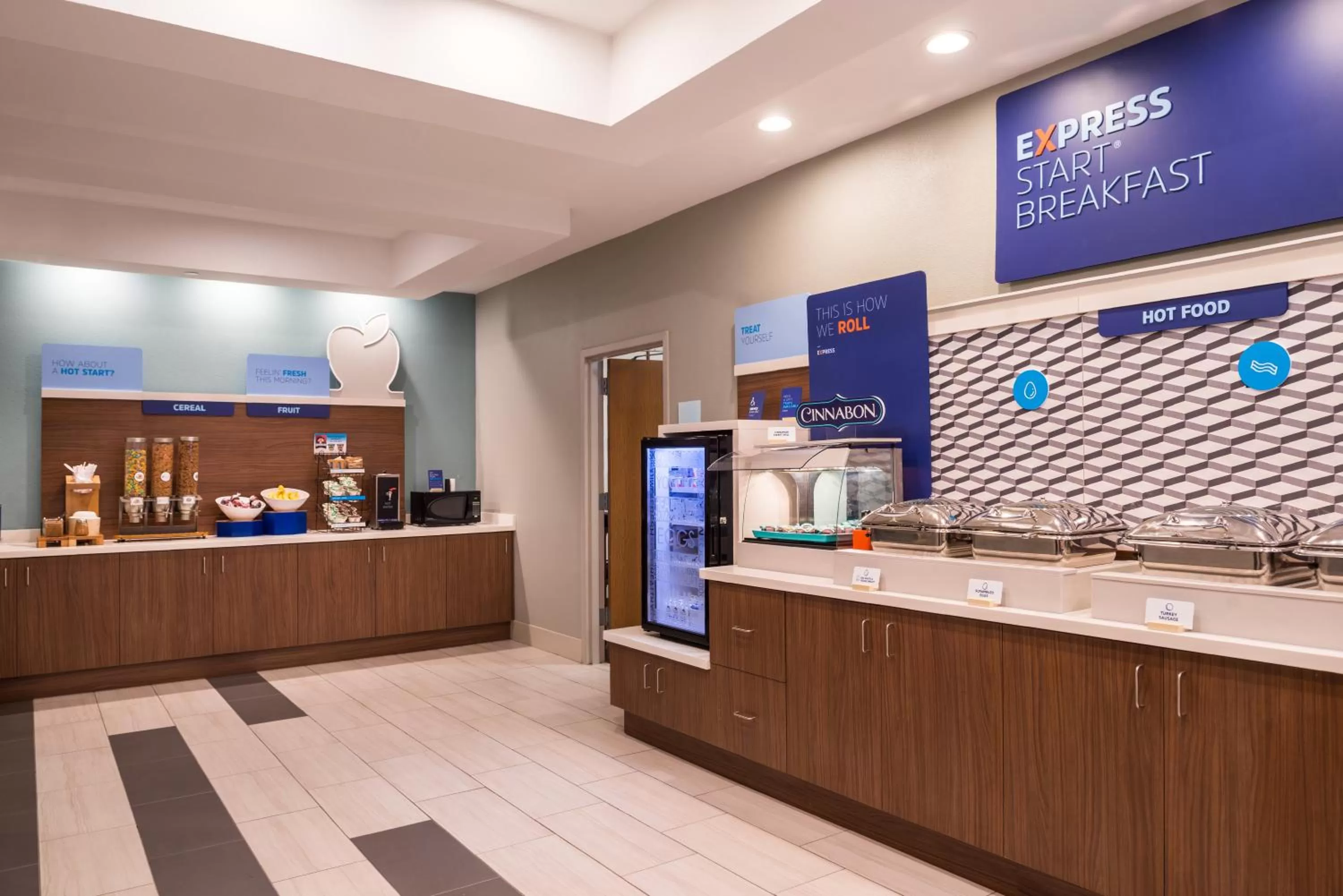 Breakfast in Holiday Inn Express Hotel & Suites Tampa-Anderson Road-Veterans Exp by IHG