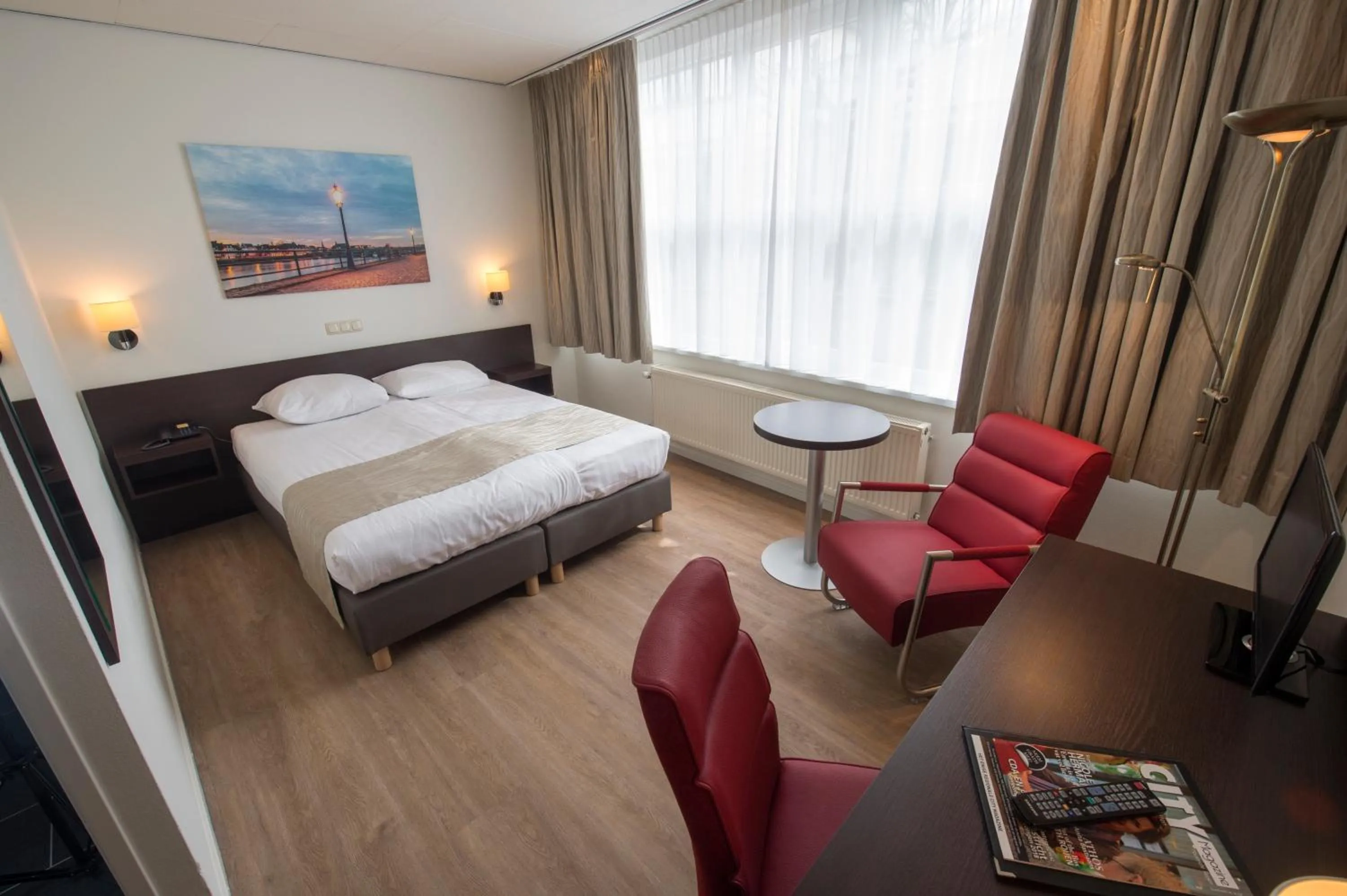 Photo of the whole room, Bed in Hotel Restaurant in den Hoof