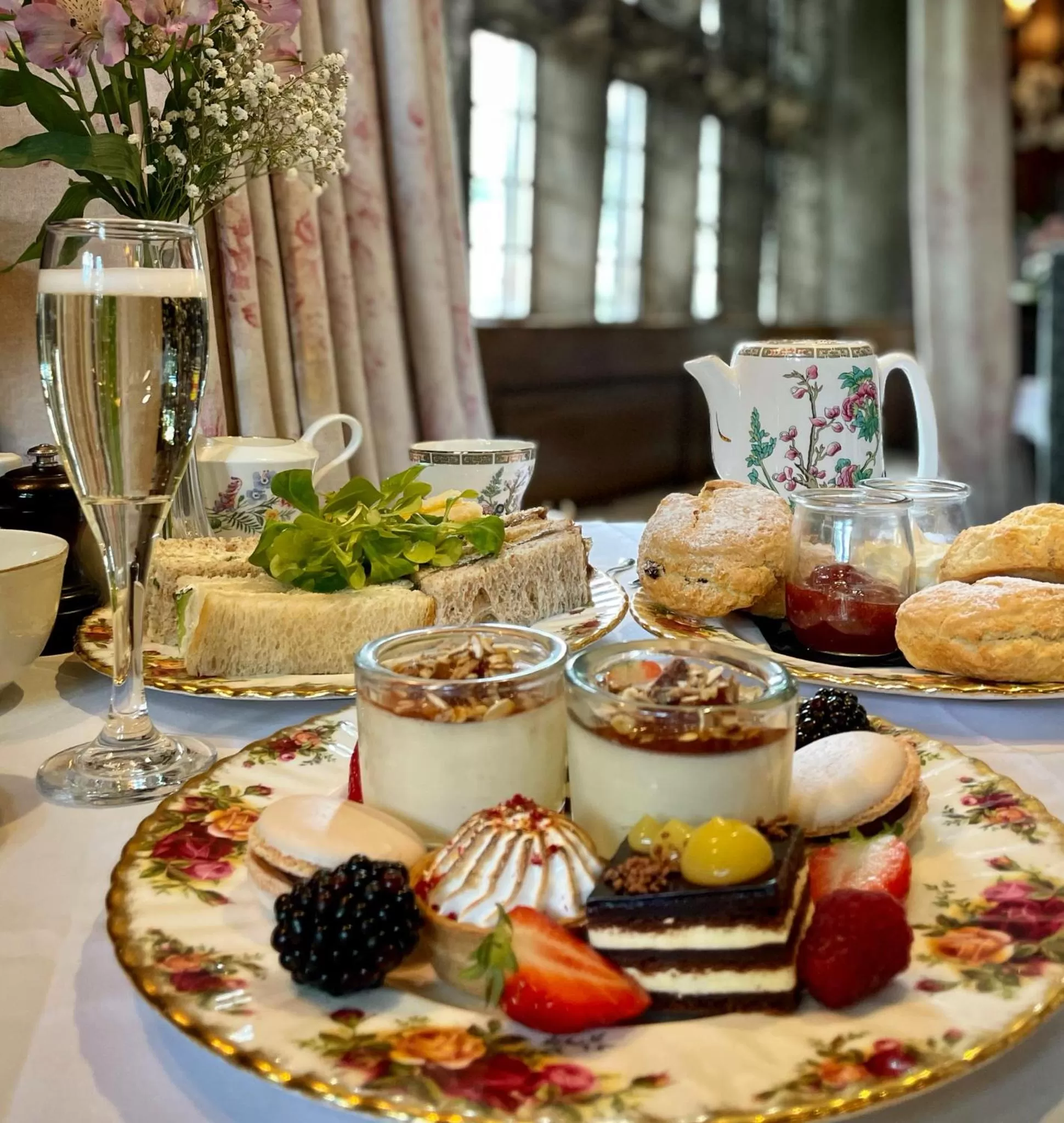 Restaurant/places to eat in Holdsworth House Hotel