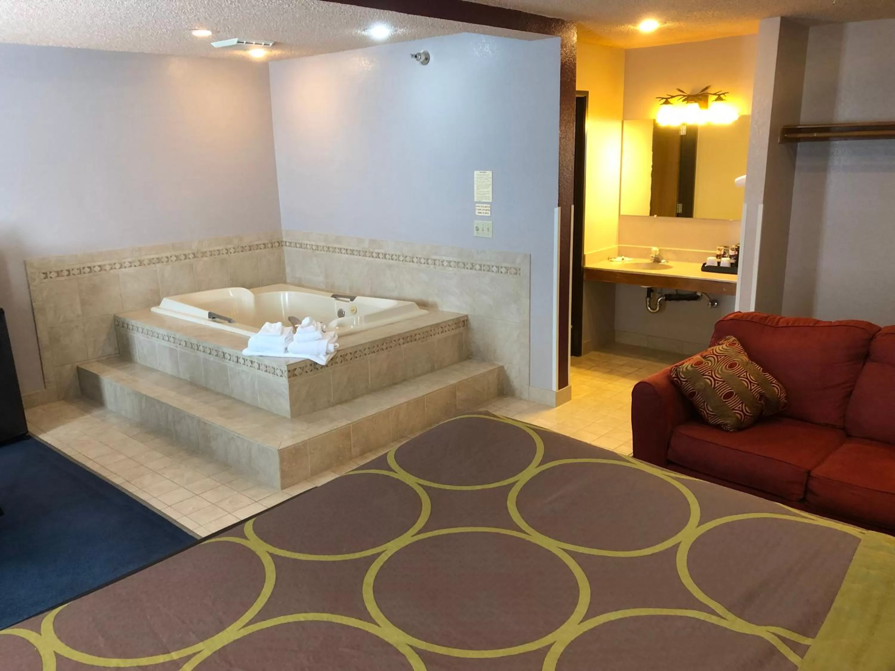 Sauna, Bed in Super 8 by Wyndham Winnemucca NV