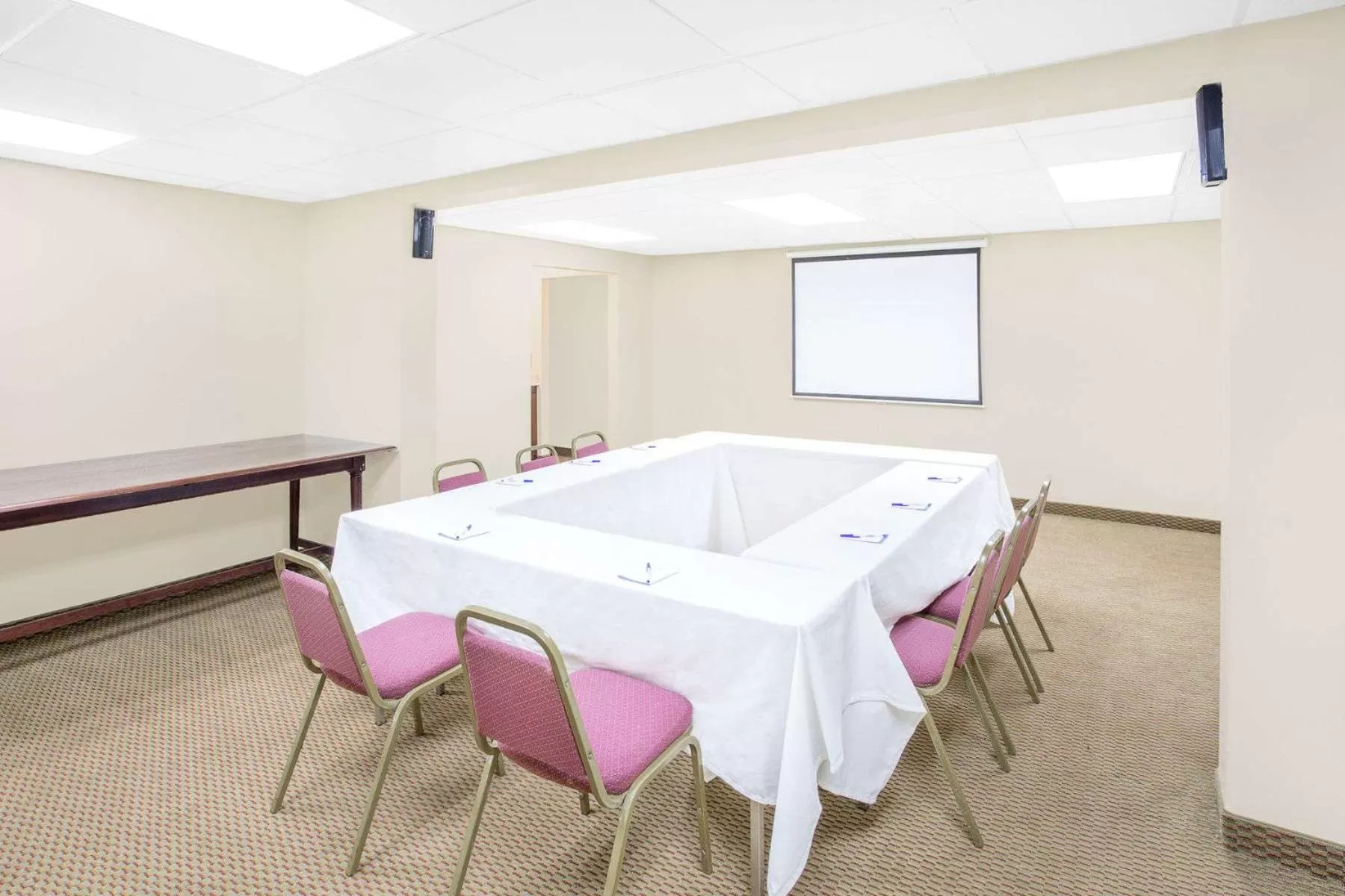 Business facilities in Baymont by Wyndham Greenville