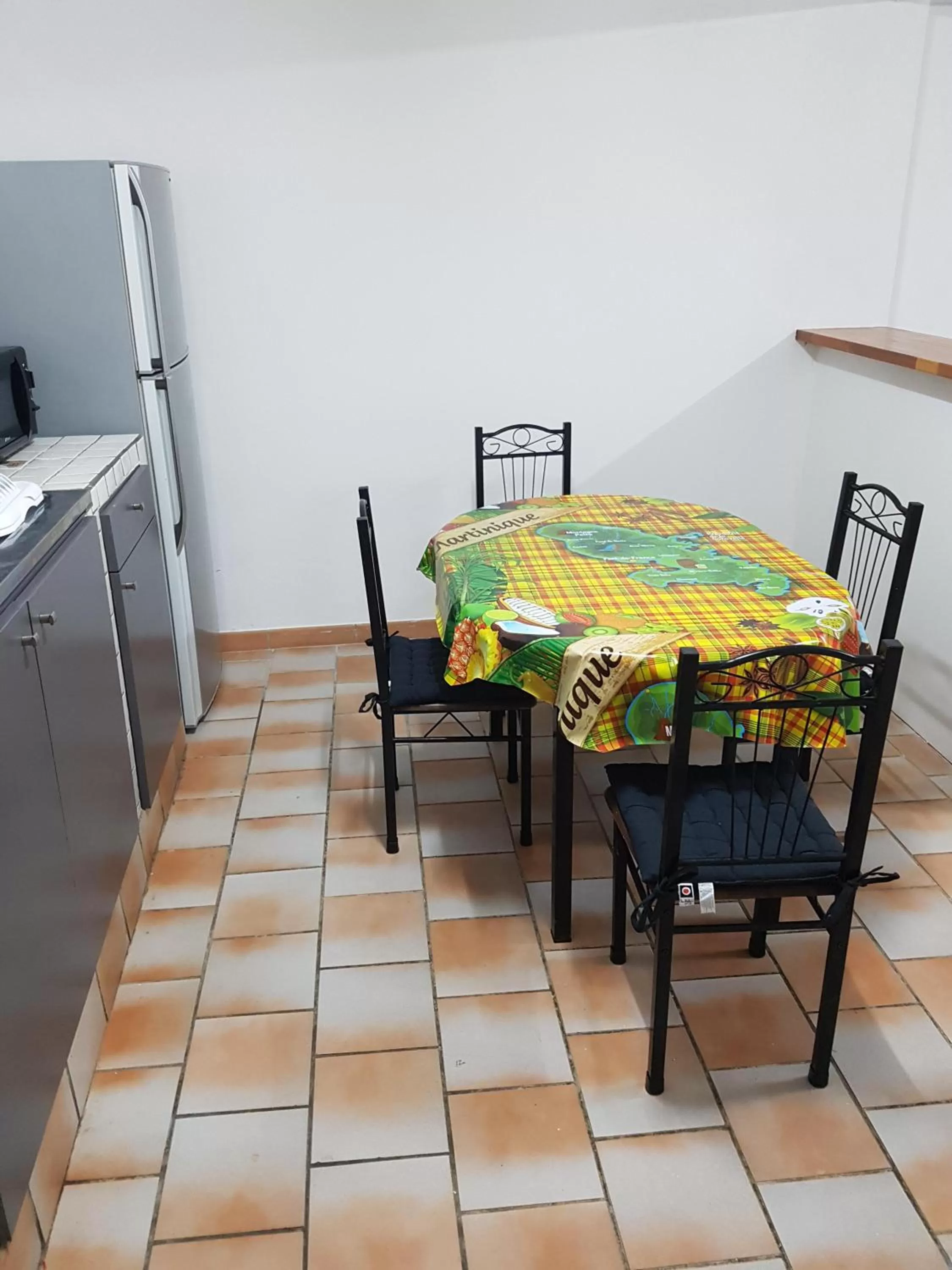 Kitchen or kitchenette in Appartement de la Baie