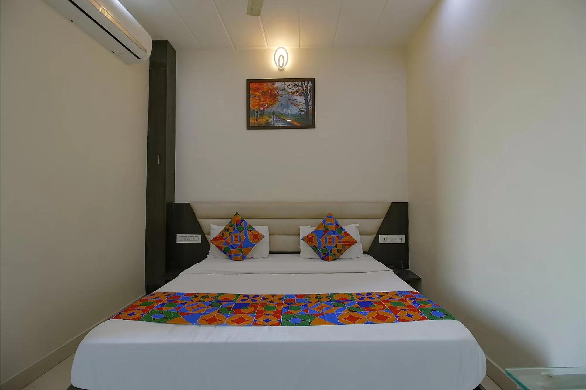 Bedroom, Bed in FabHotel 4G