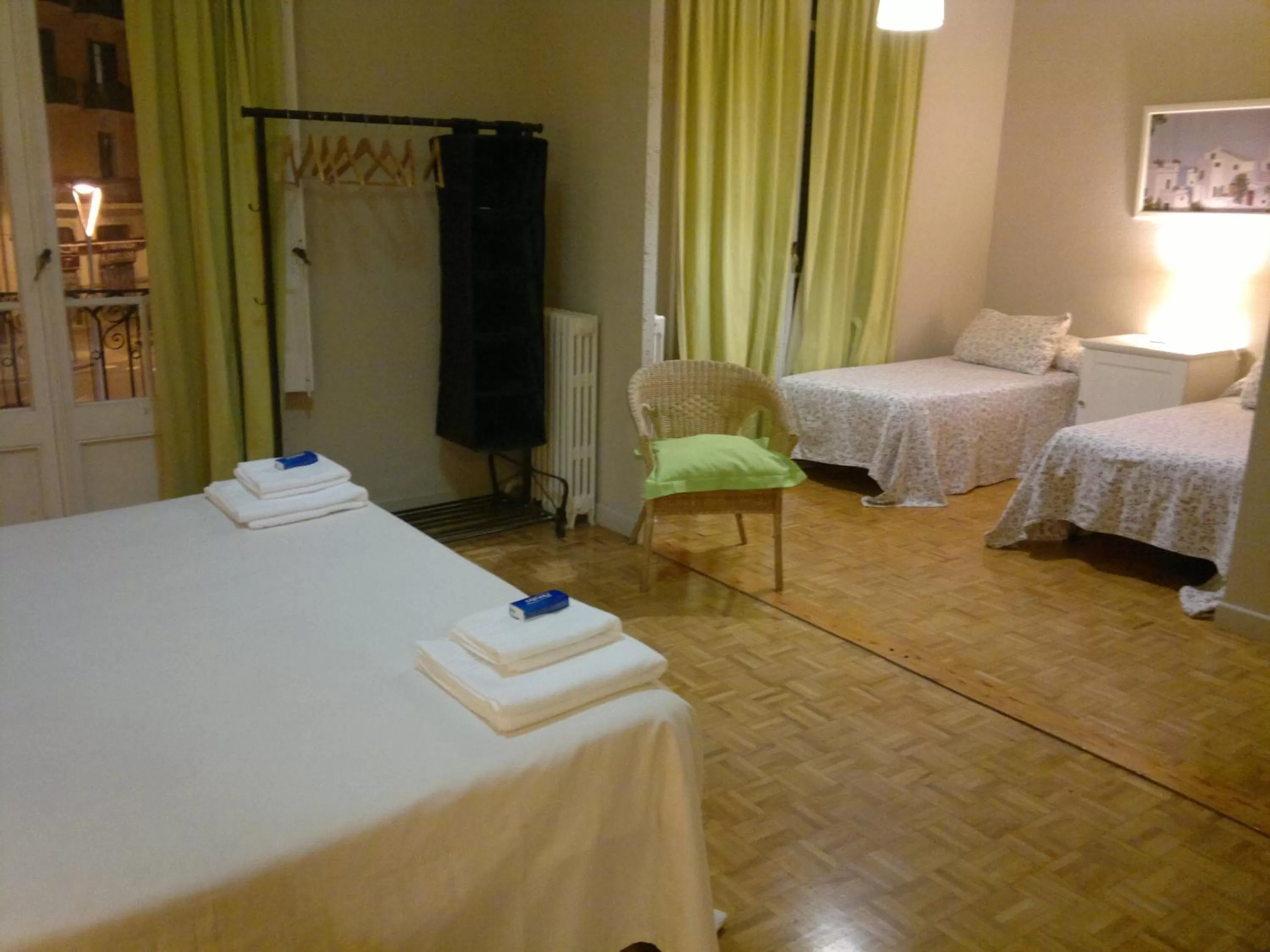 Bed in Ally's Bed&Breakfast,