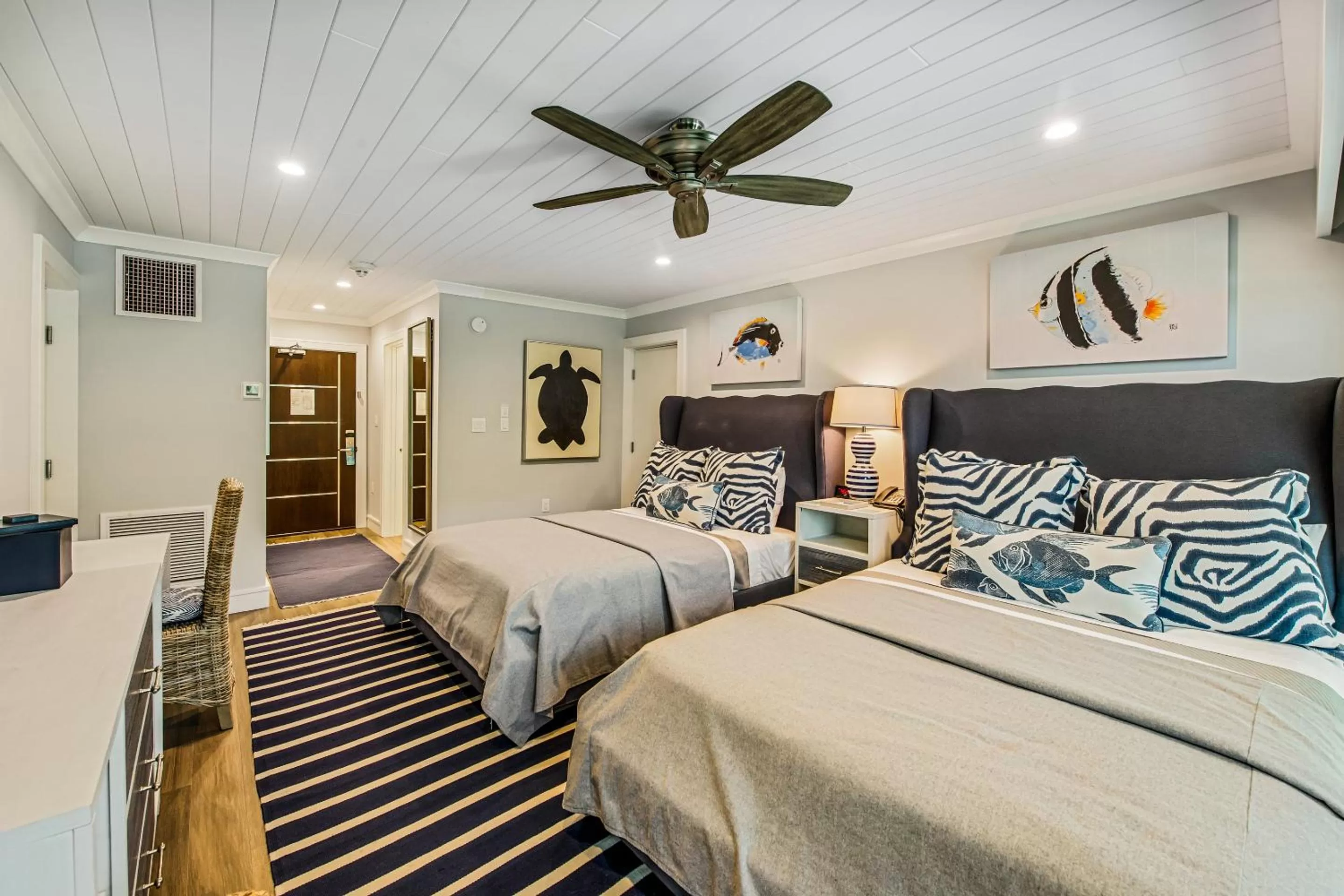 Photo of the whole room, Bed in Anna Maria Beach Resort