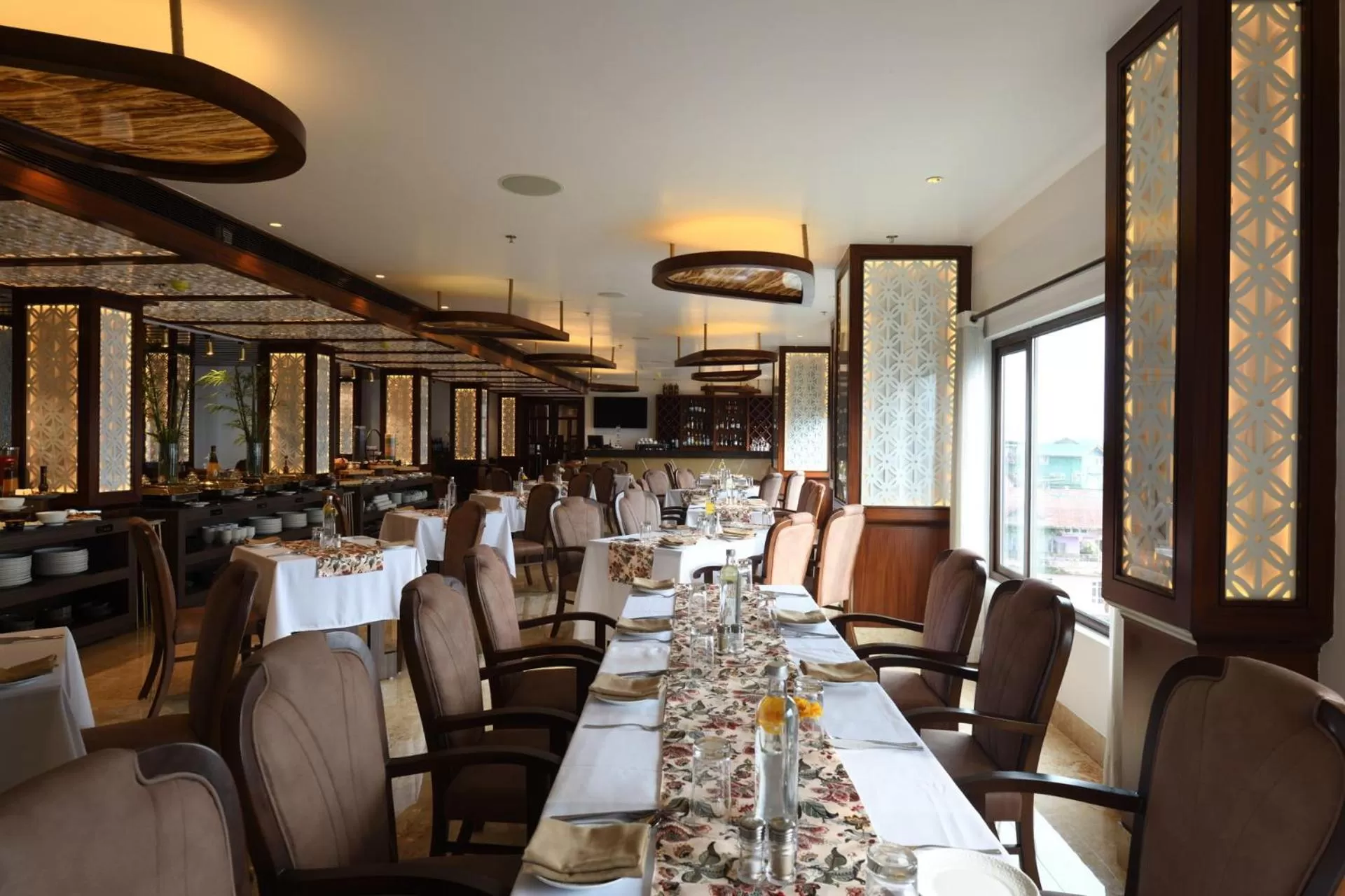 Ramada by Wyndham Gangtok Hotel & Casino Golden