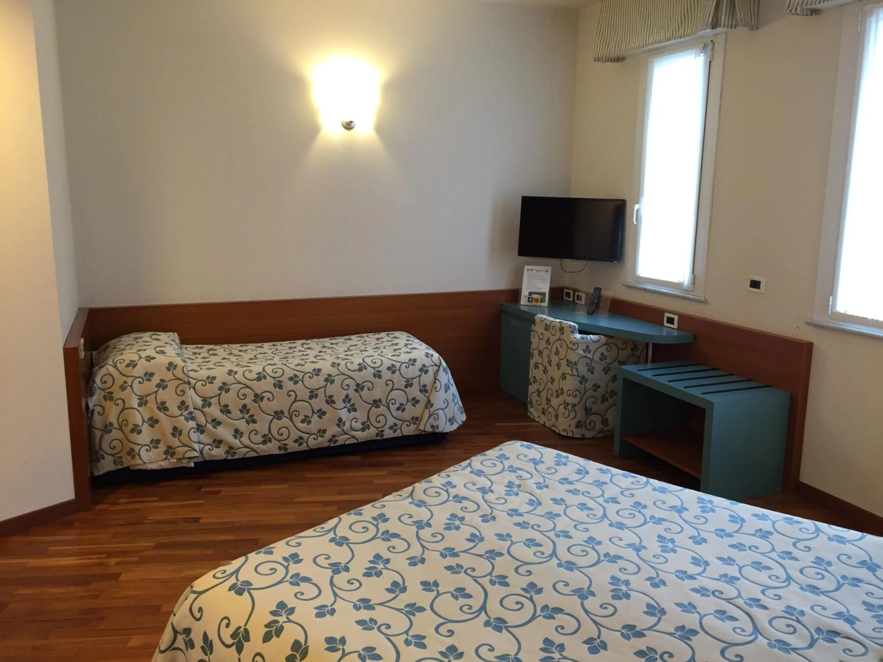 Standard Family Room in Hotel Le Roi