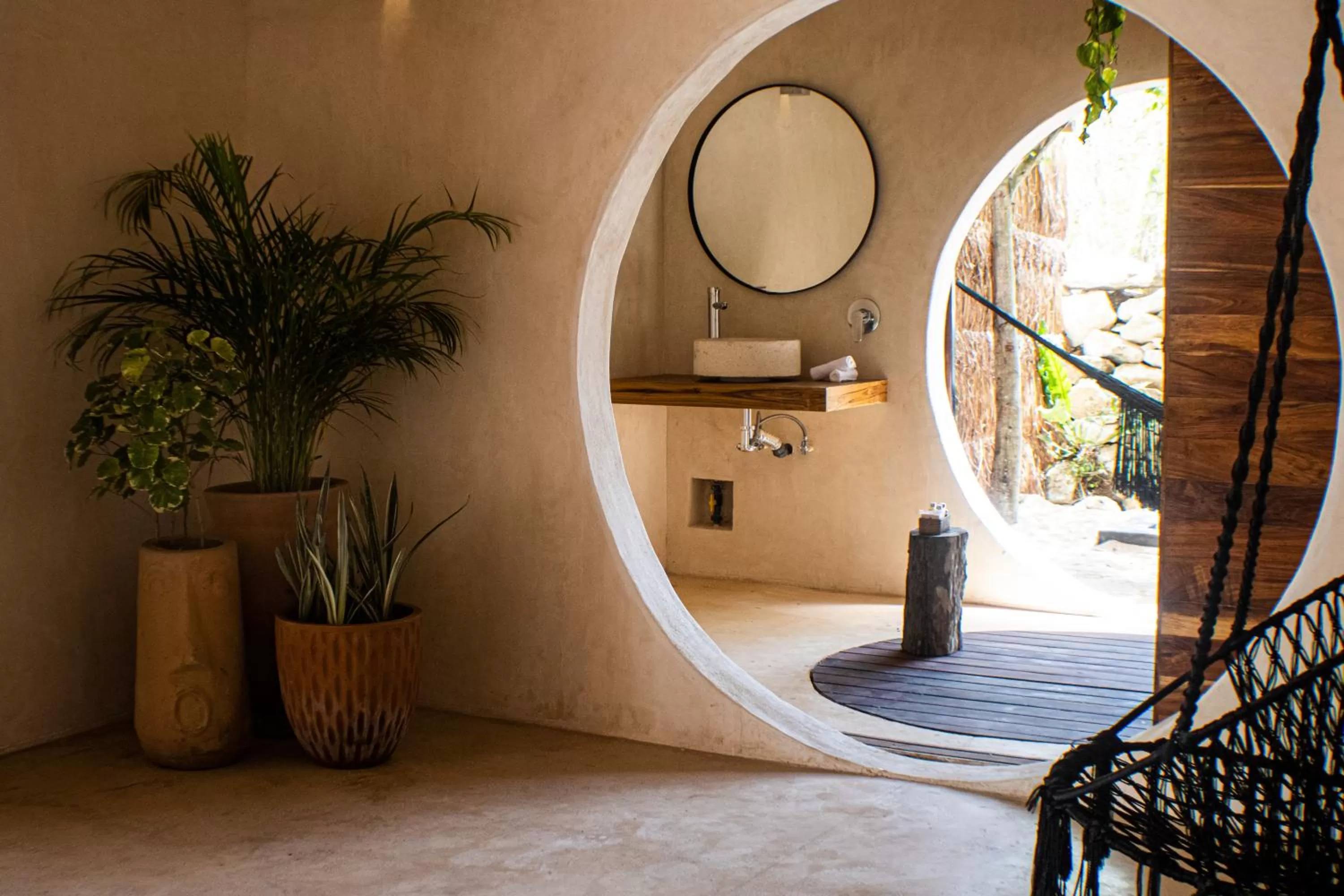 Photo of the whole room in Zenote Sanctuary