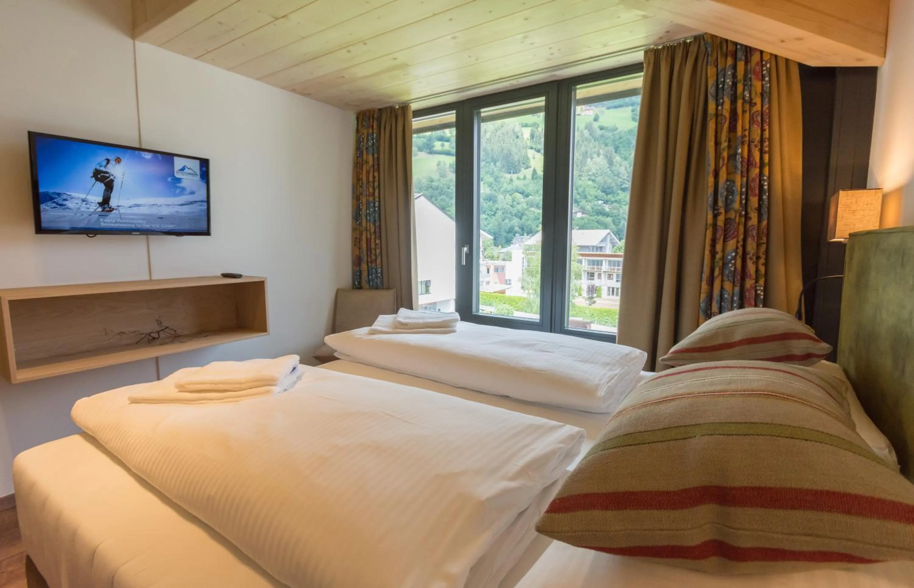 Bedroom, Bed in Schönblick Residence - Absolut Alpine Apartments