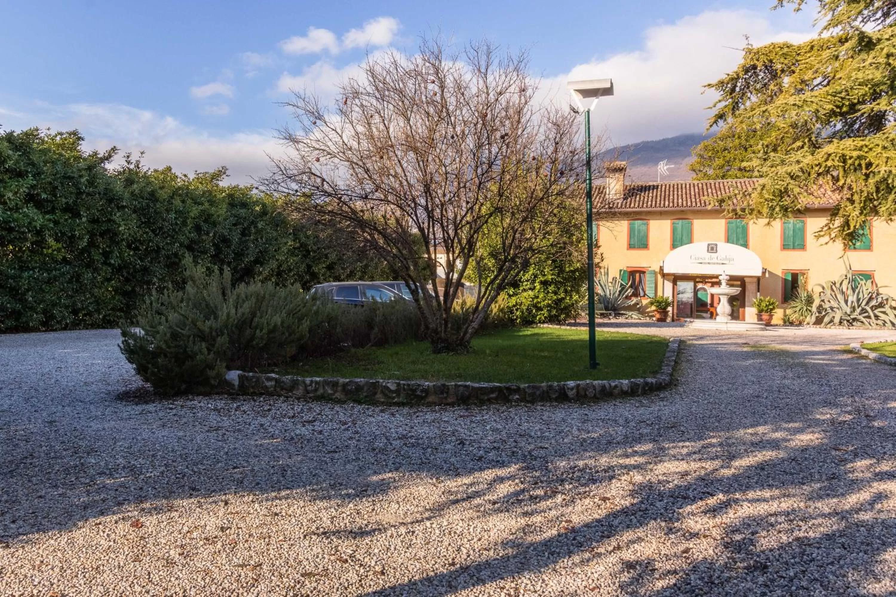 Property building in Ciasa De Gahja