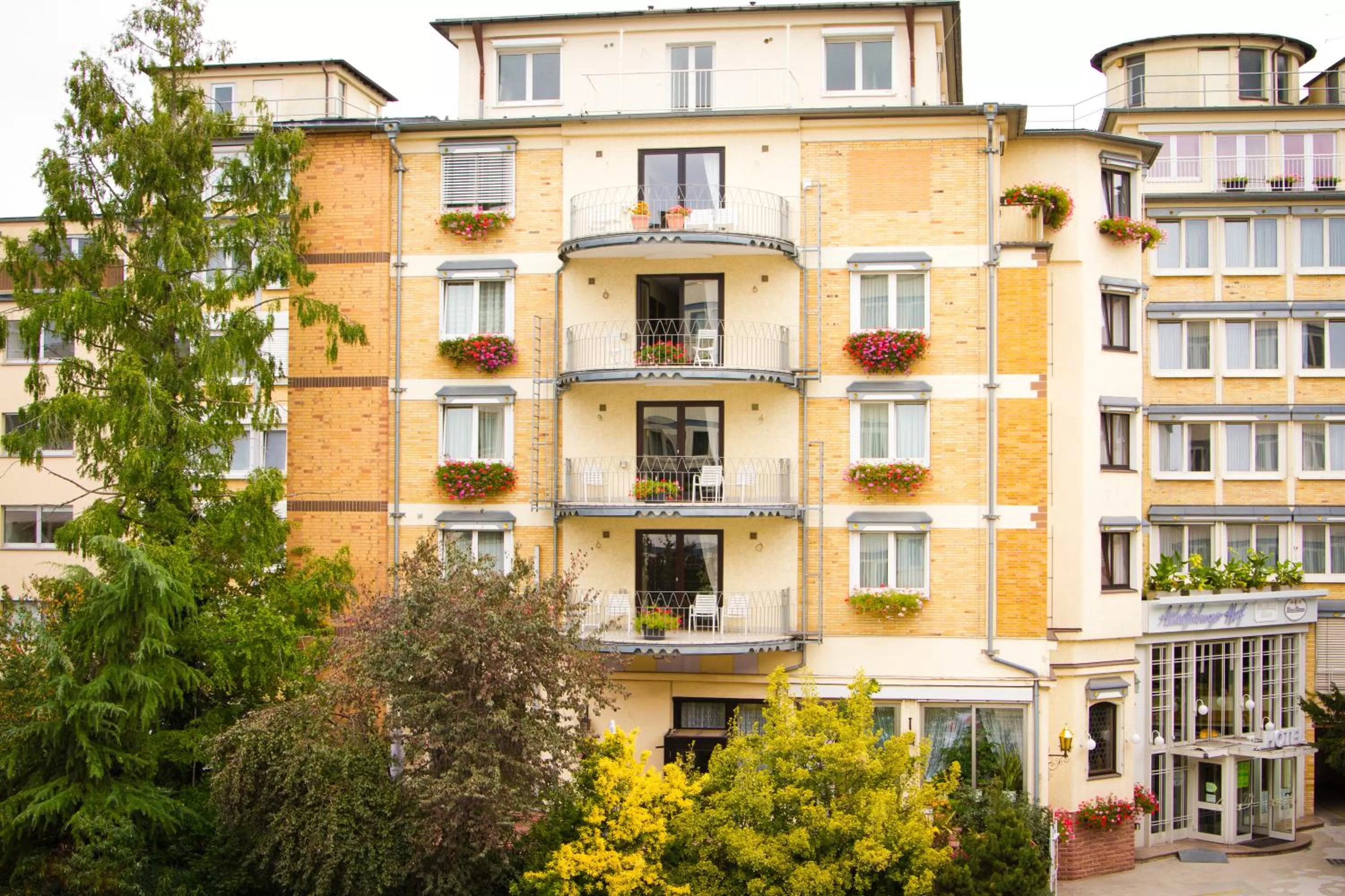 Property building in Trip Inn Aschaffenburger Hof