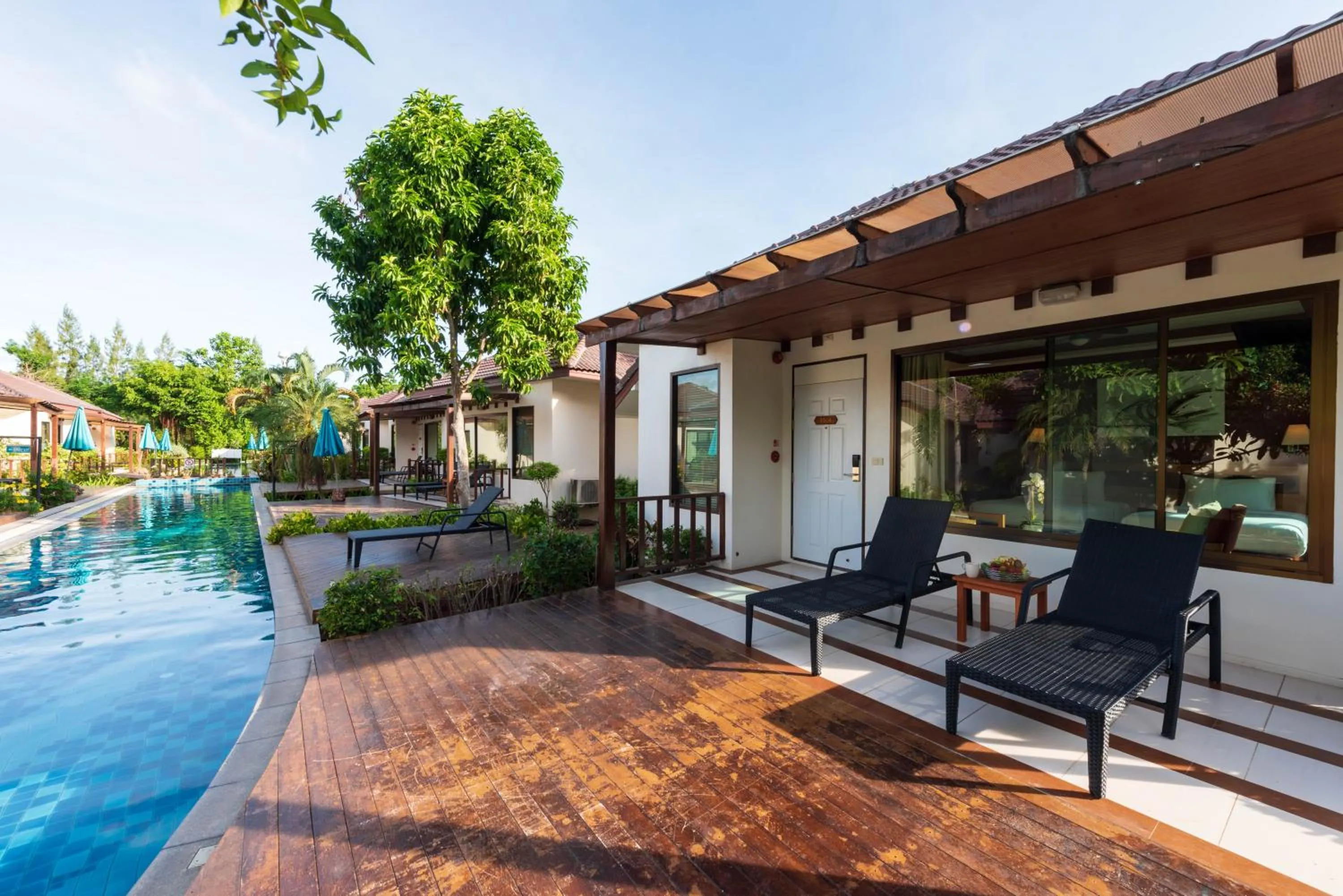 Swimming pool in Pinnacle Grand Jomtien Resort and Beach Club