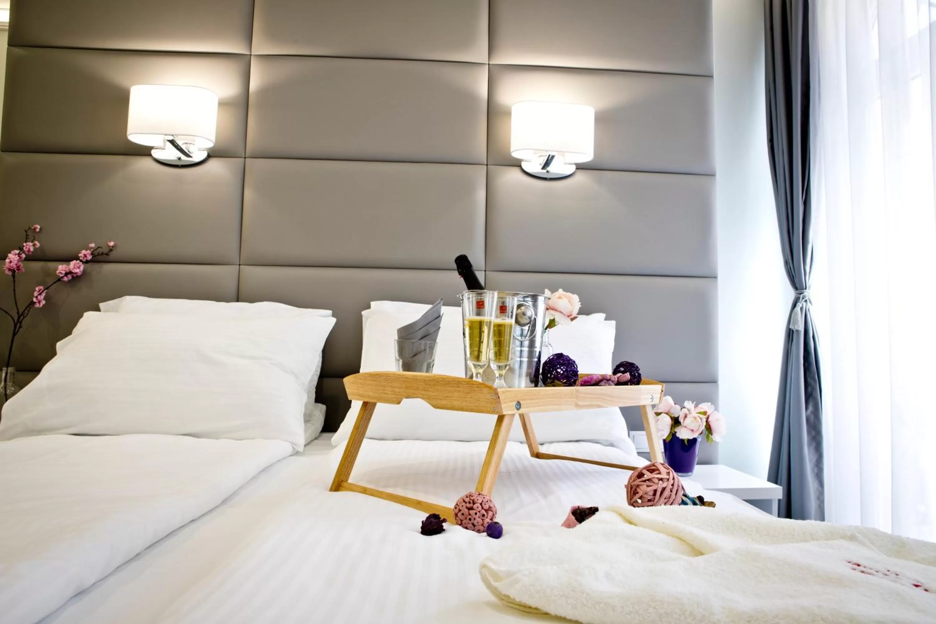 Bed in Plovdiv City Center Hotel