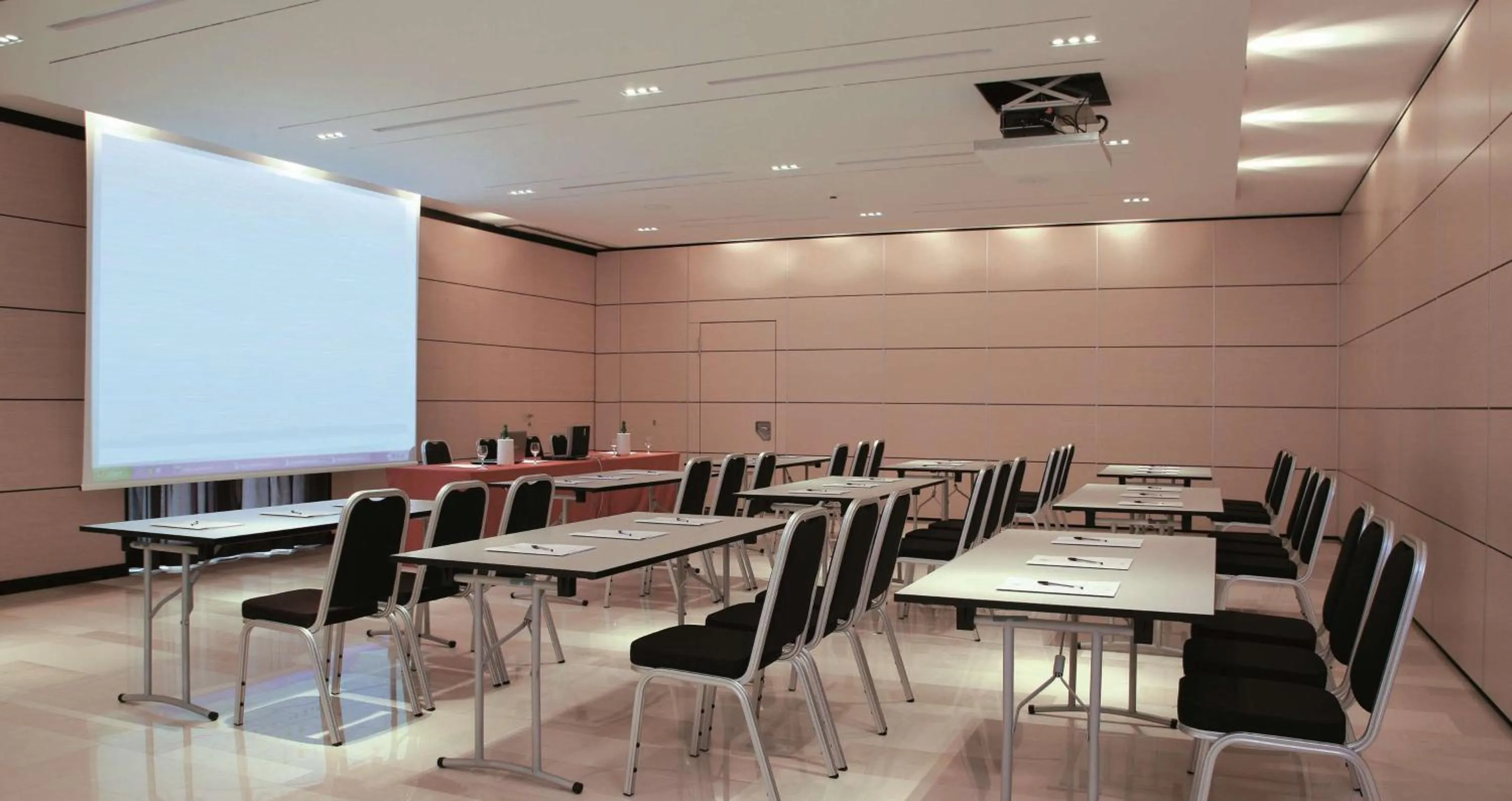 On site in Suites & Residence Hotel