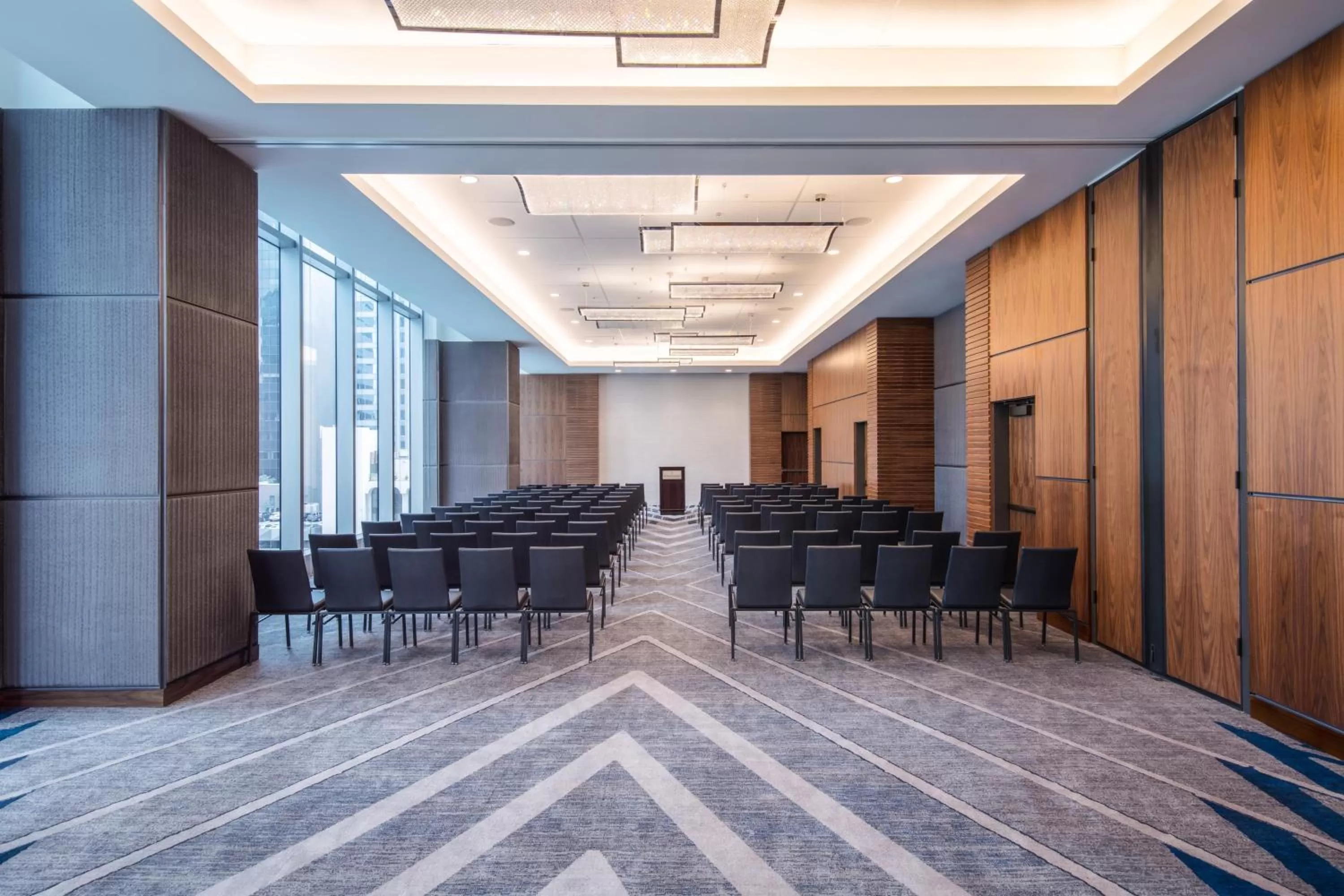 Meeting/conference room in InterContinental - Los Angeles Downtown by IHG