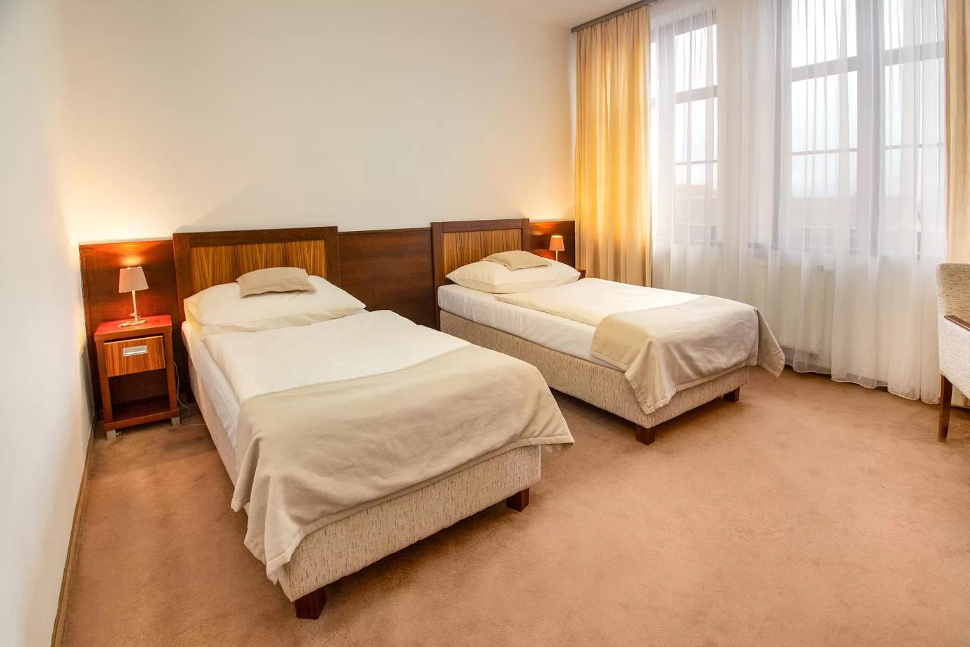 Property building, Bed in Hotel Academic